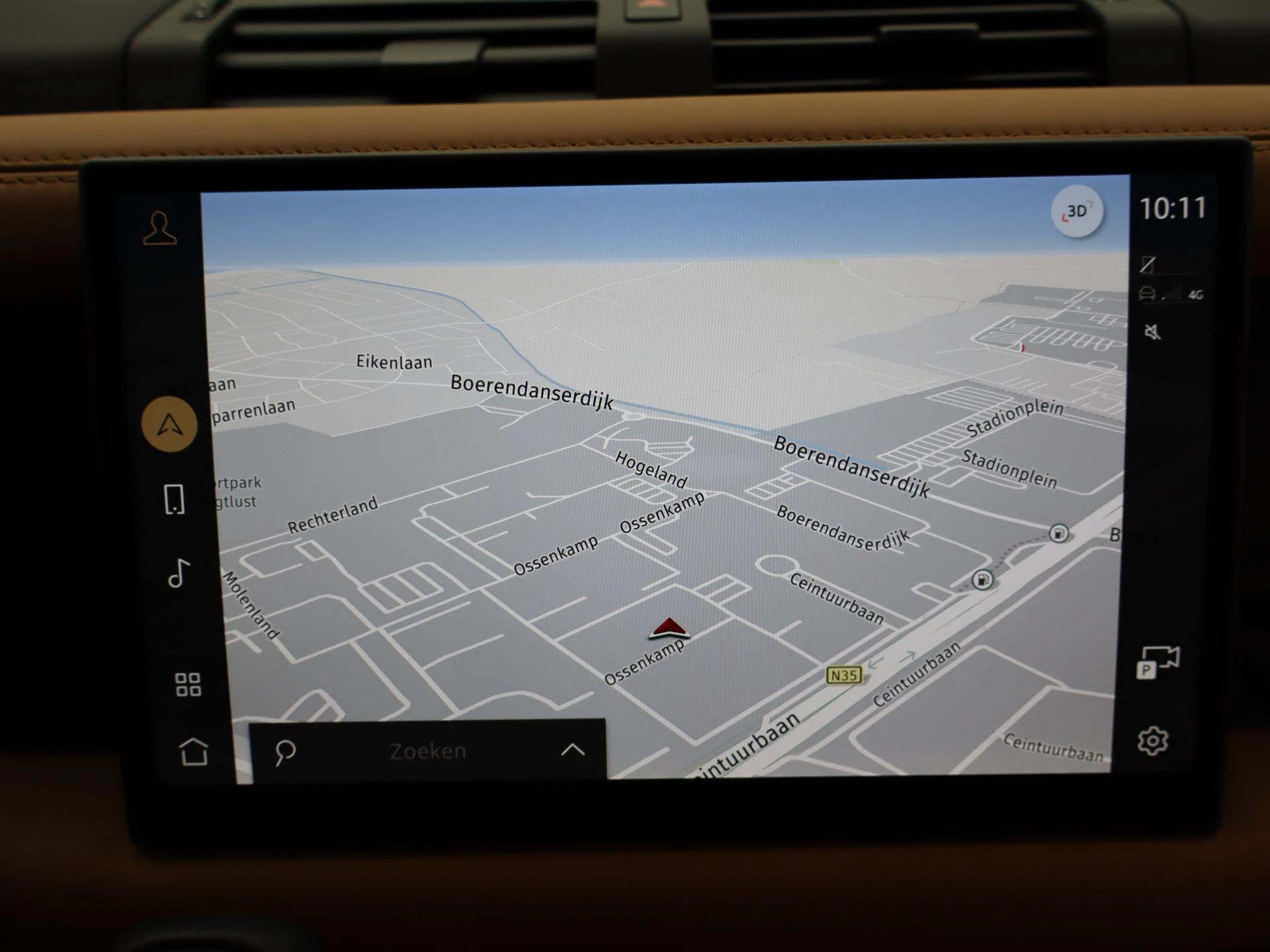 Land Rover-Defender-image-29