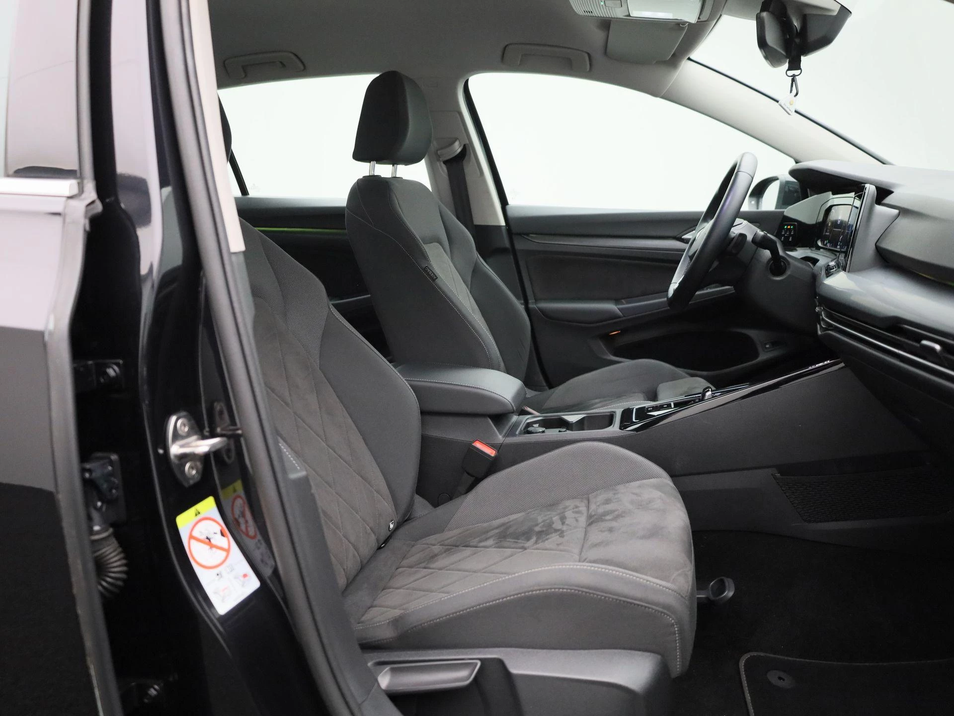 Volkswagen Golf VIII 1.4 eHybrid Style Business DSG