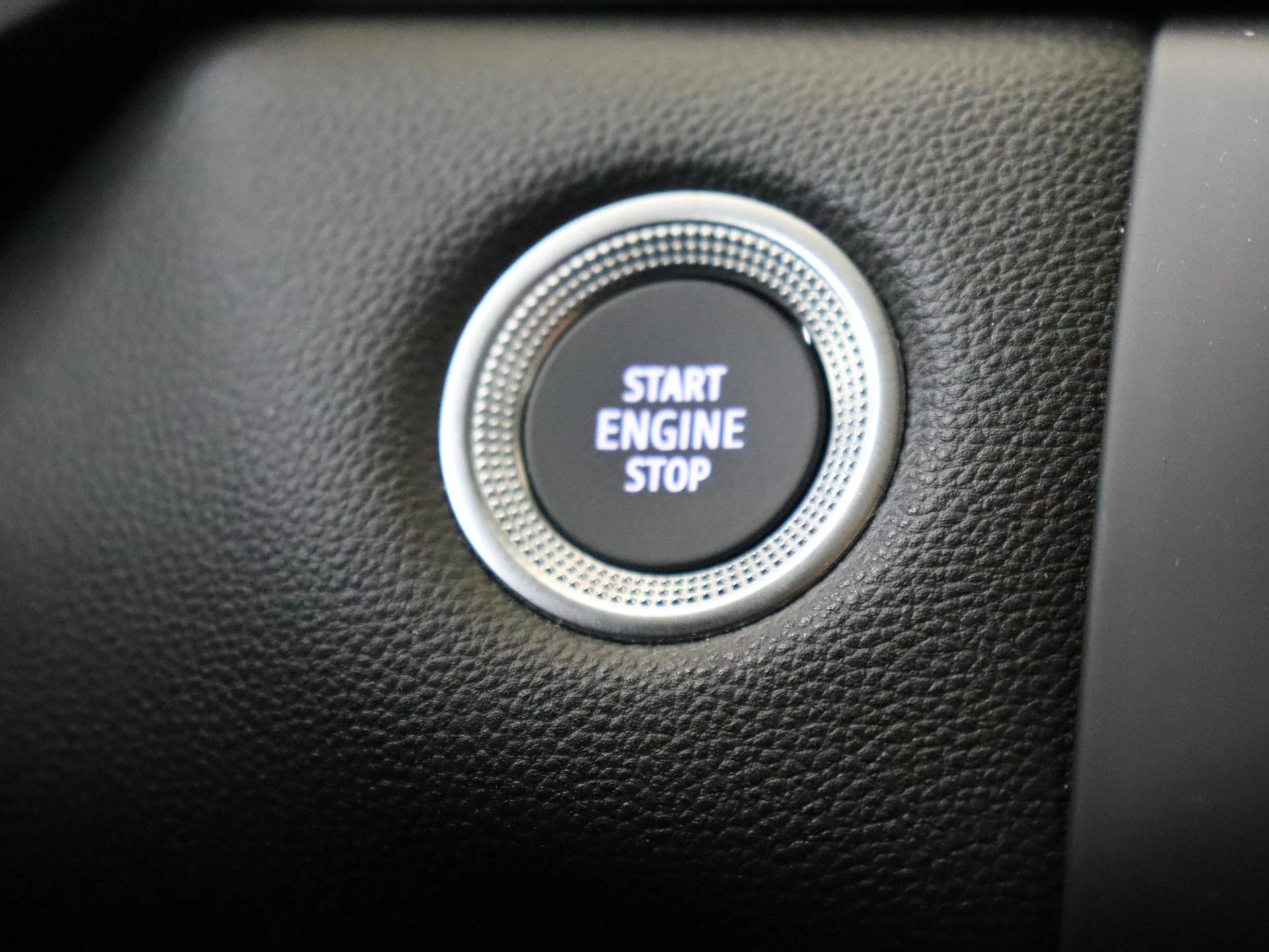 Renault-Captur-image-21