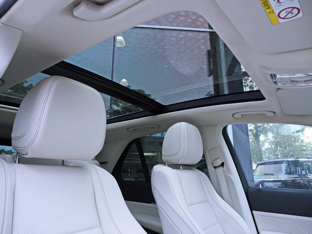 Mercedes-Benz-GLE 350 de-image-15
