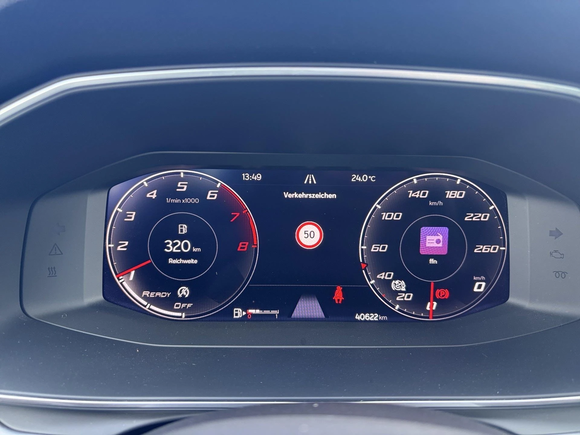 SEAT-Leon-image-1