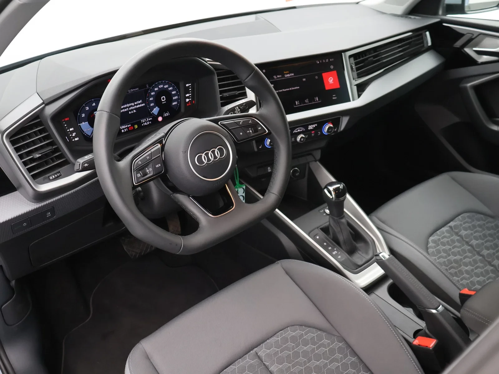Audi A1 Sportback Sportback 30TFSI Advanced 116PK *AUTOMAAT*VIRTUAL COCKPIT*CRUISE CONTROL*PDC ACHTER*APP-CONNECT*...*
