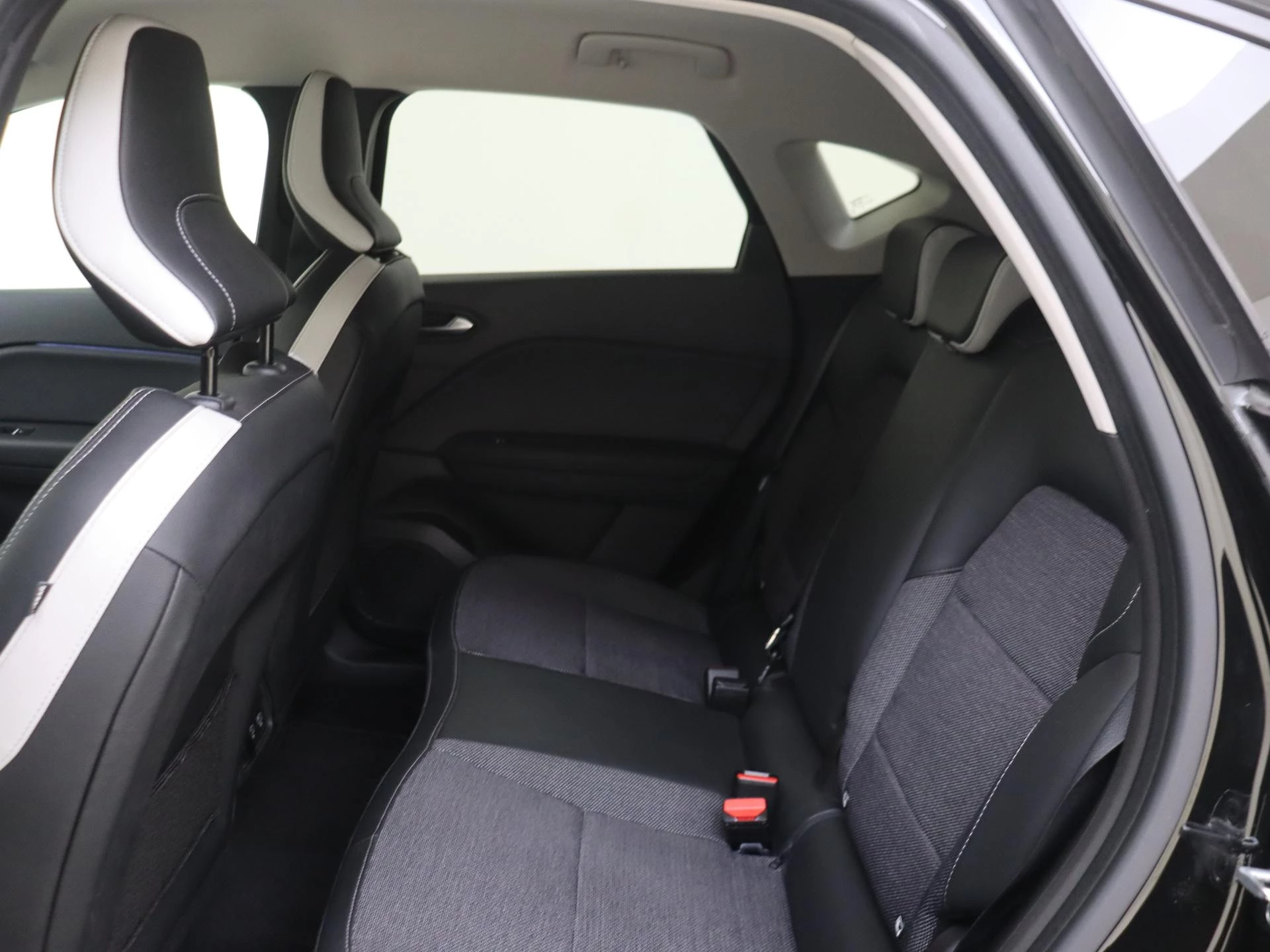 Renault-Captur-image-12