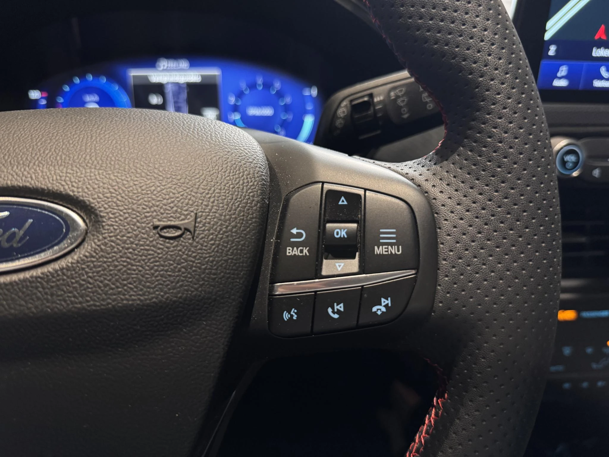 Ford-Kuga-image-14