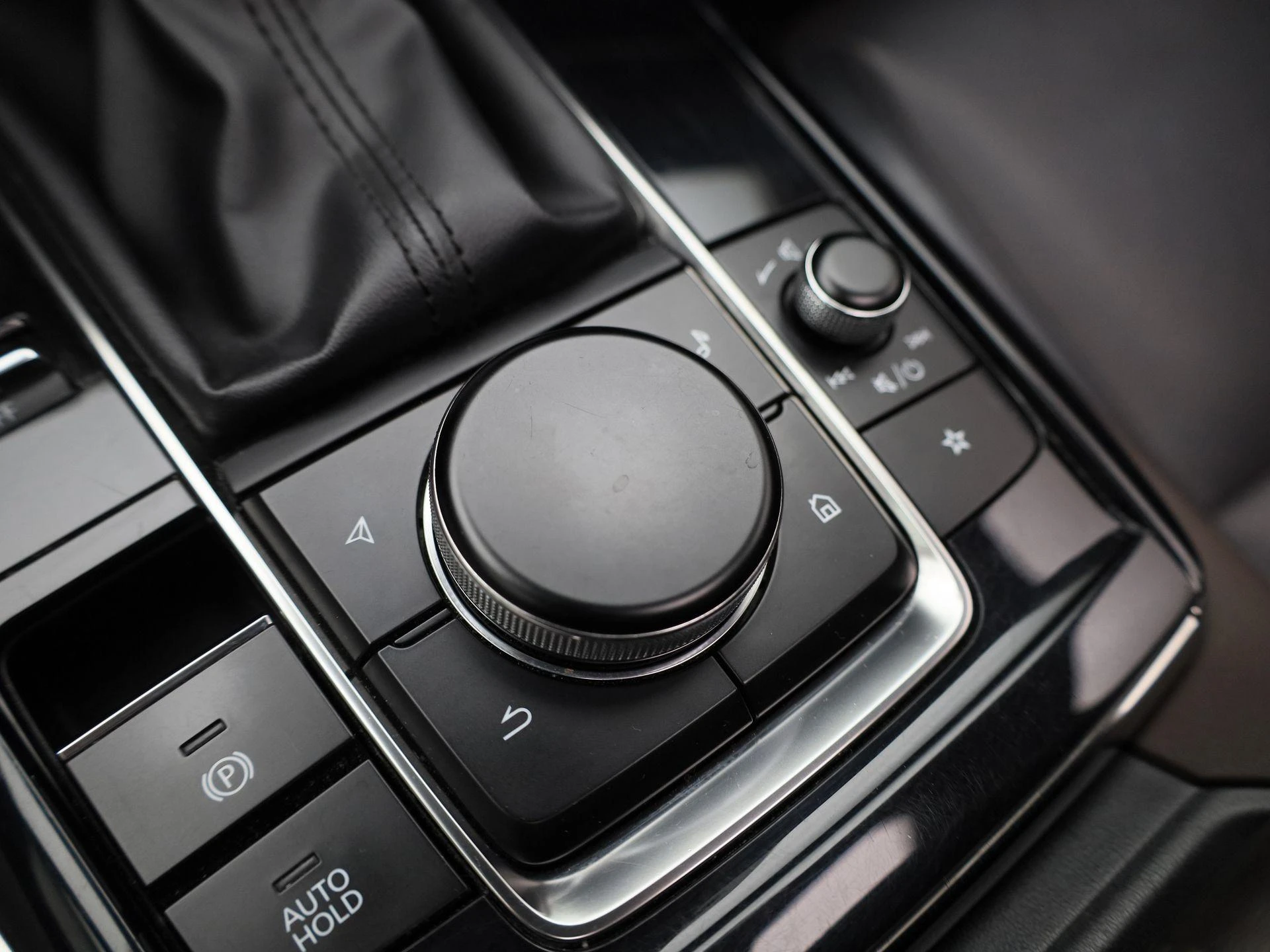Mazda-CX-30-image-37