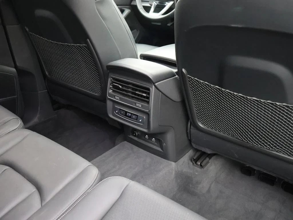 Audi-Q7-image-12