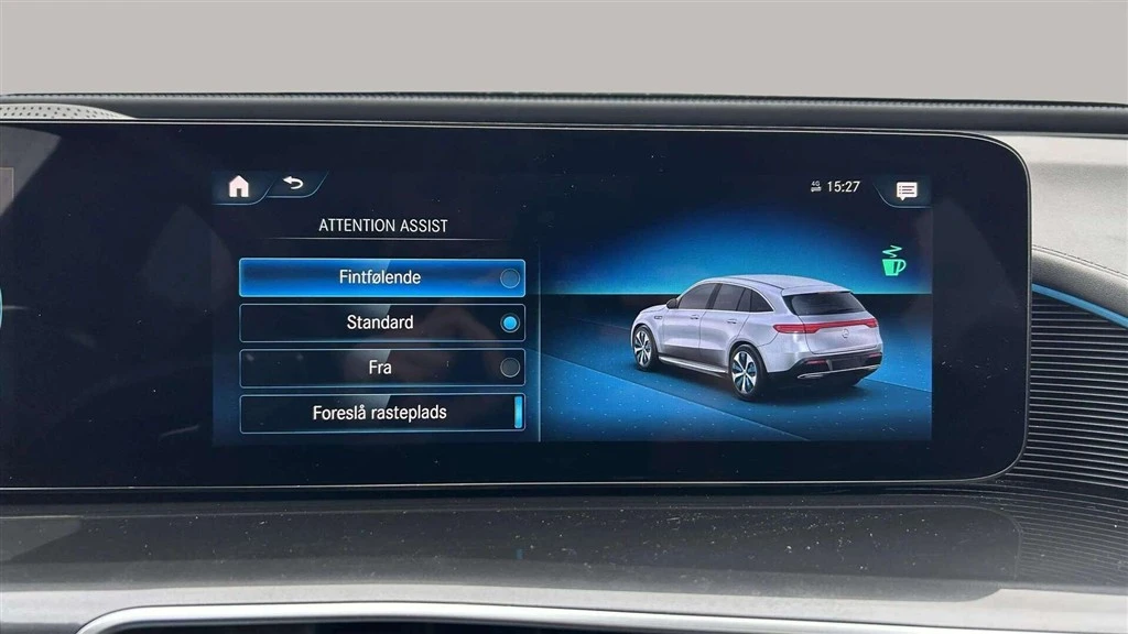 Mercedes-Benz-EQC-image-23