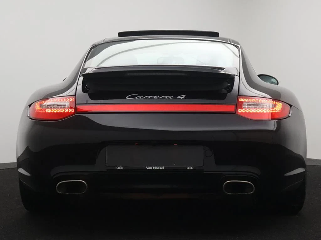 Porsche-911-image-3
