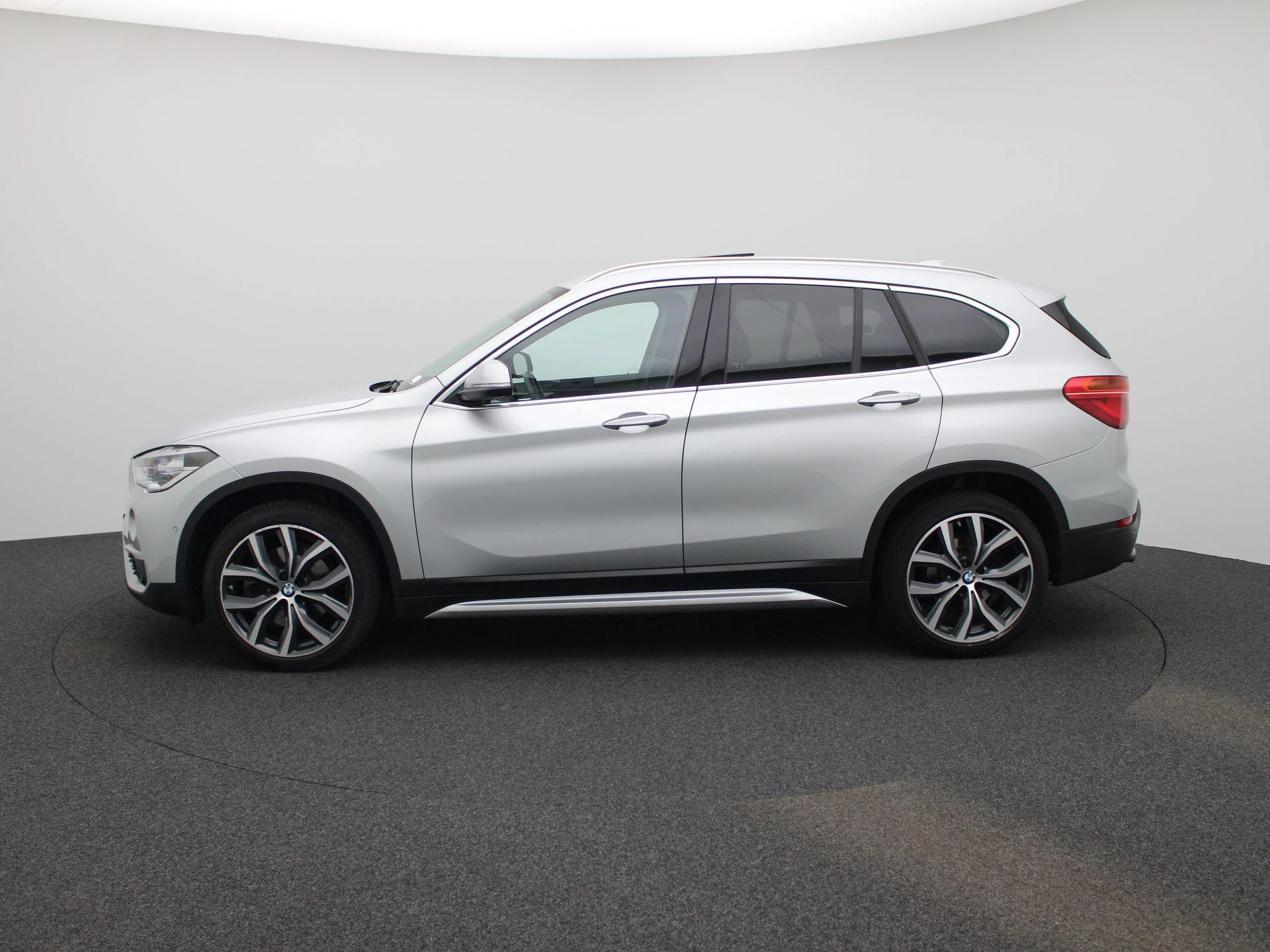 BMW-X1-image-3