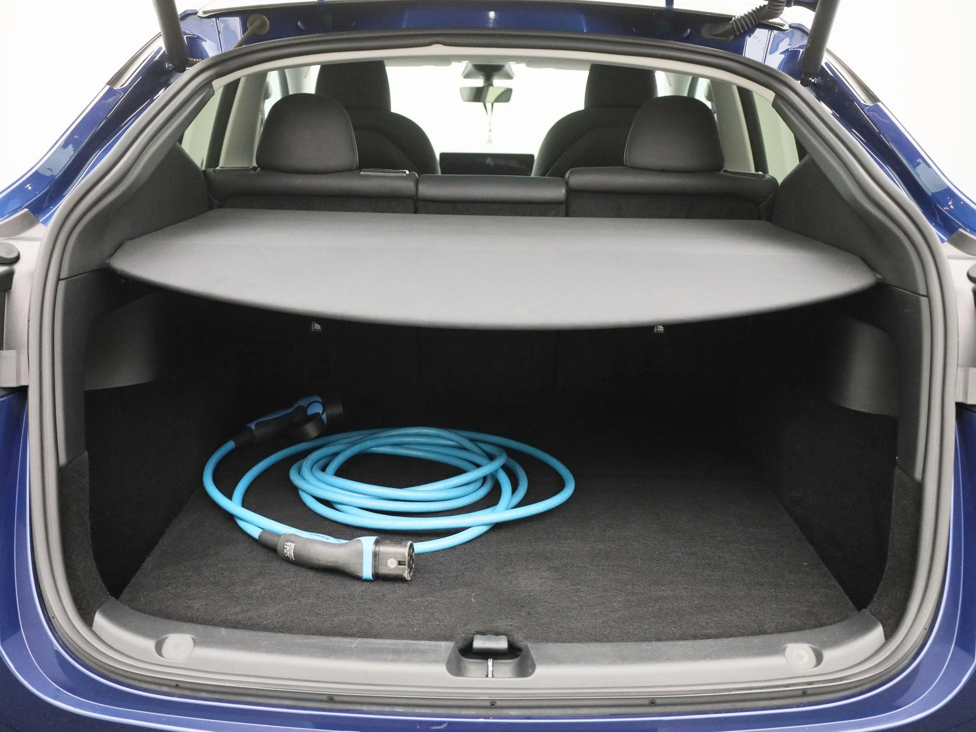 Tesla-Model Y-image-11