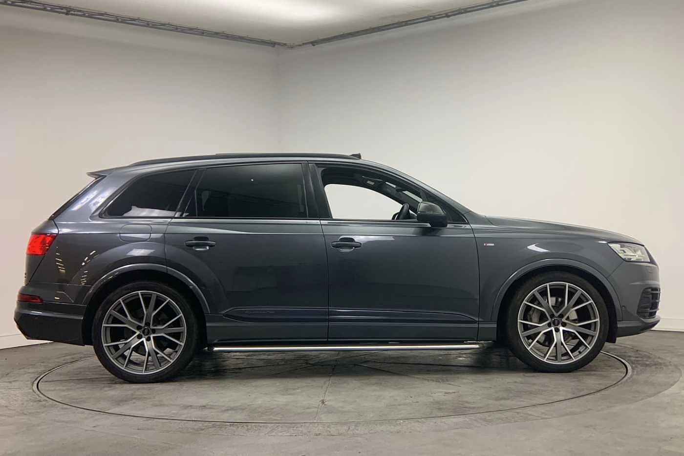 Audi-Q7-image-3