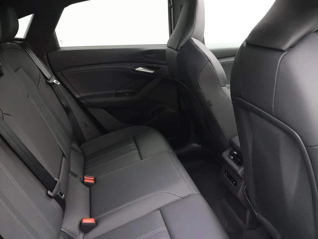 Audi-Q6 e-tron-image-9