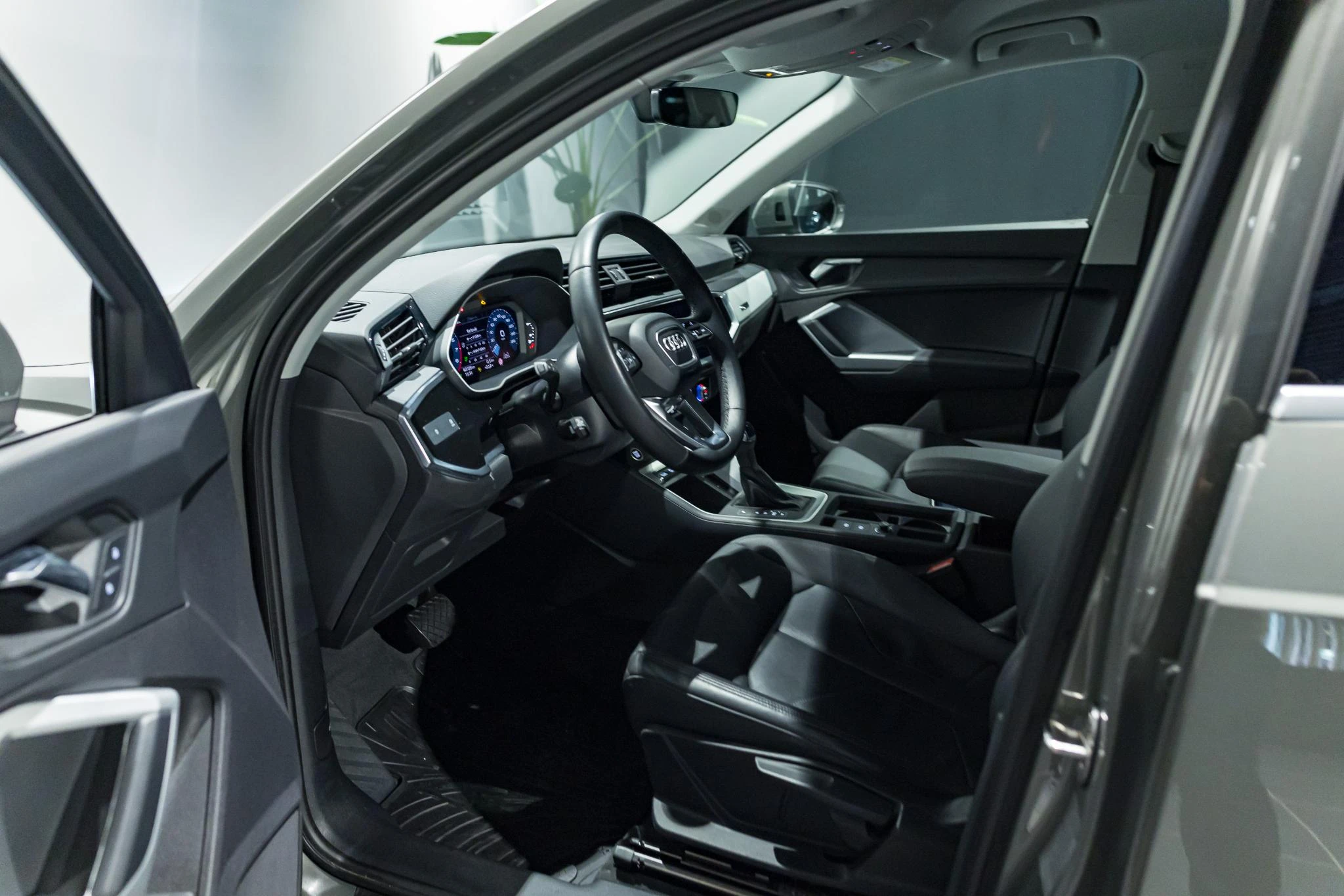 Audi-Q3-image-27