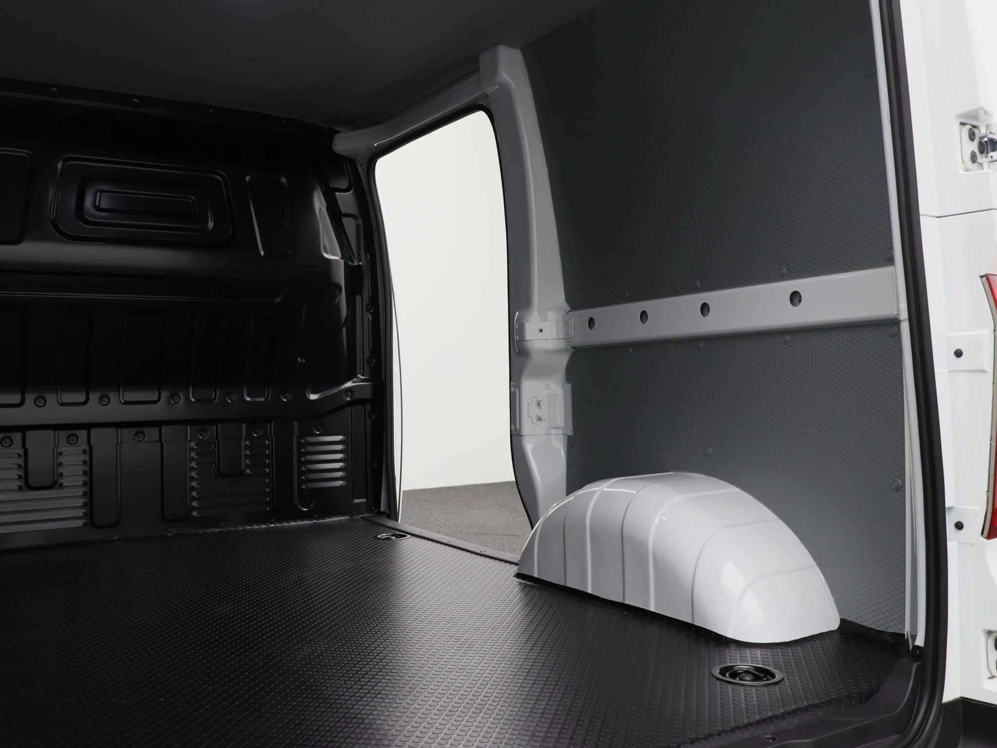 Maxus-eDeliver3-image-47