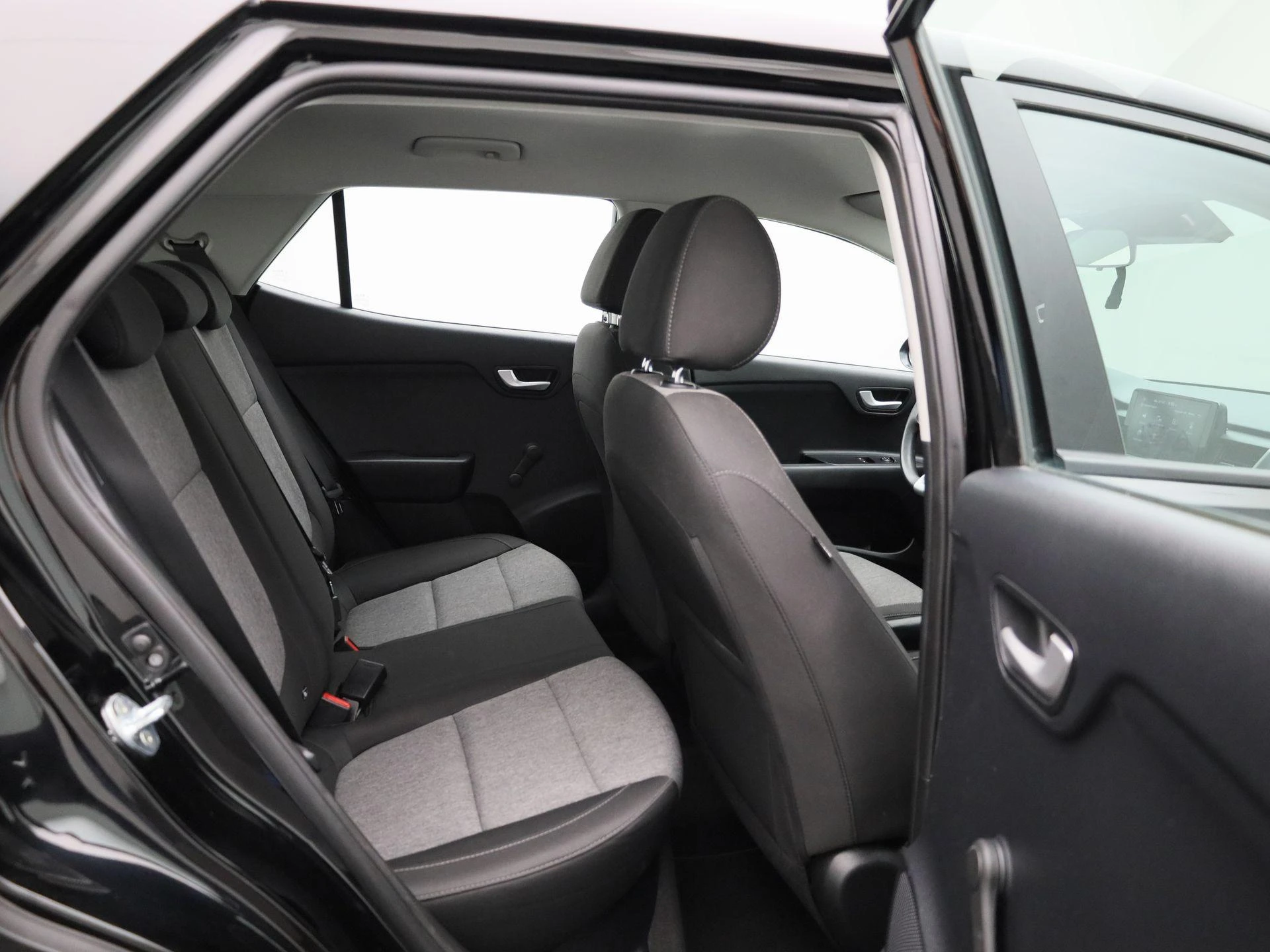 Kia-Stonic-image-32