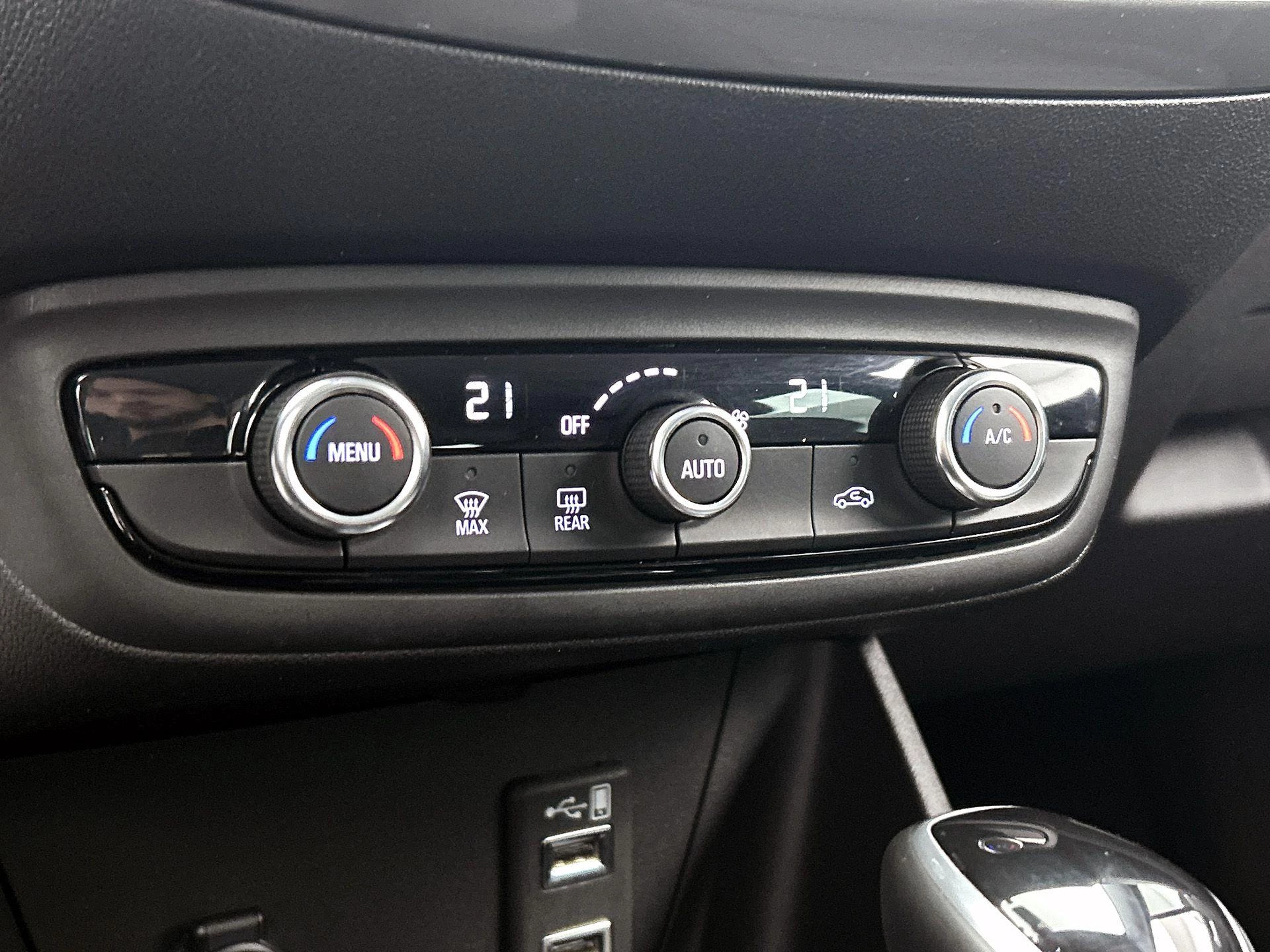 Opel-Crossland-image-15