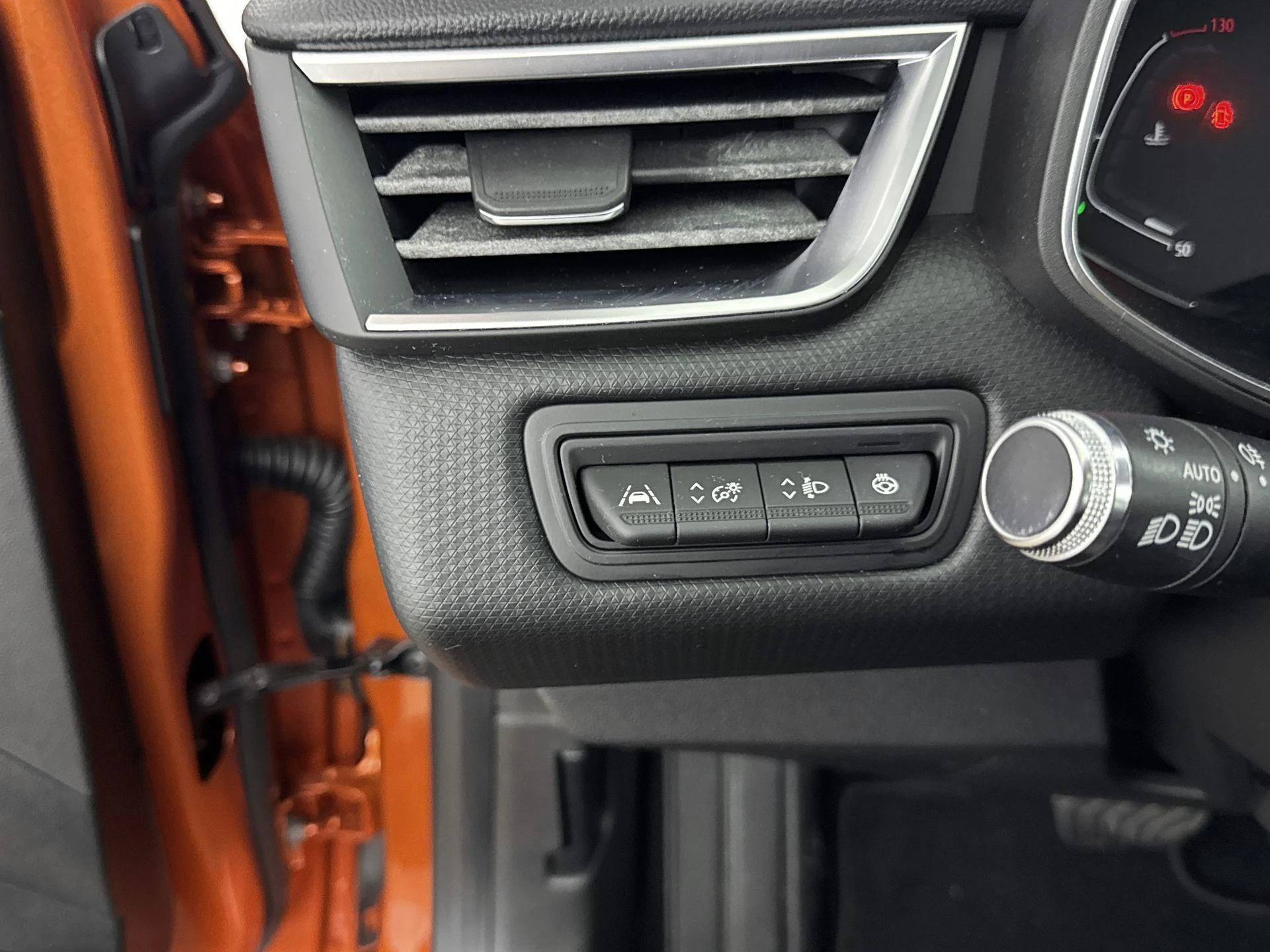 Renault-Clio-image-15