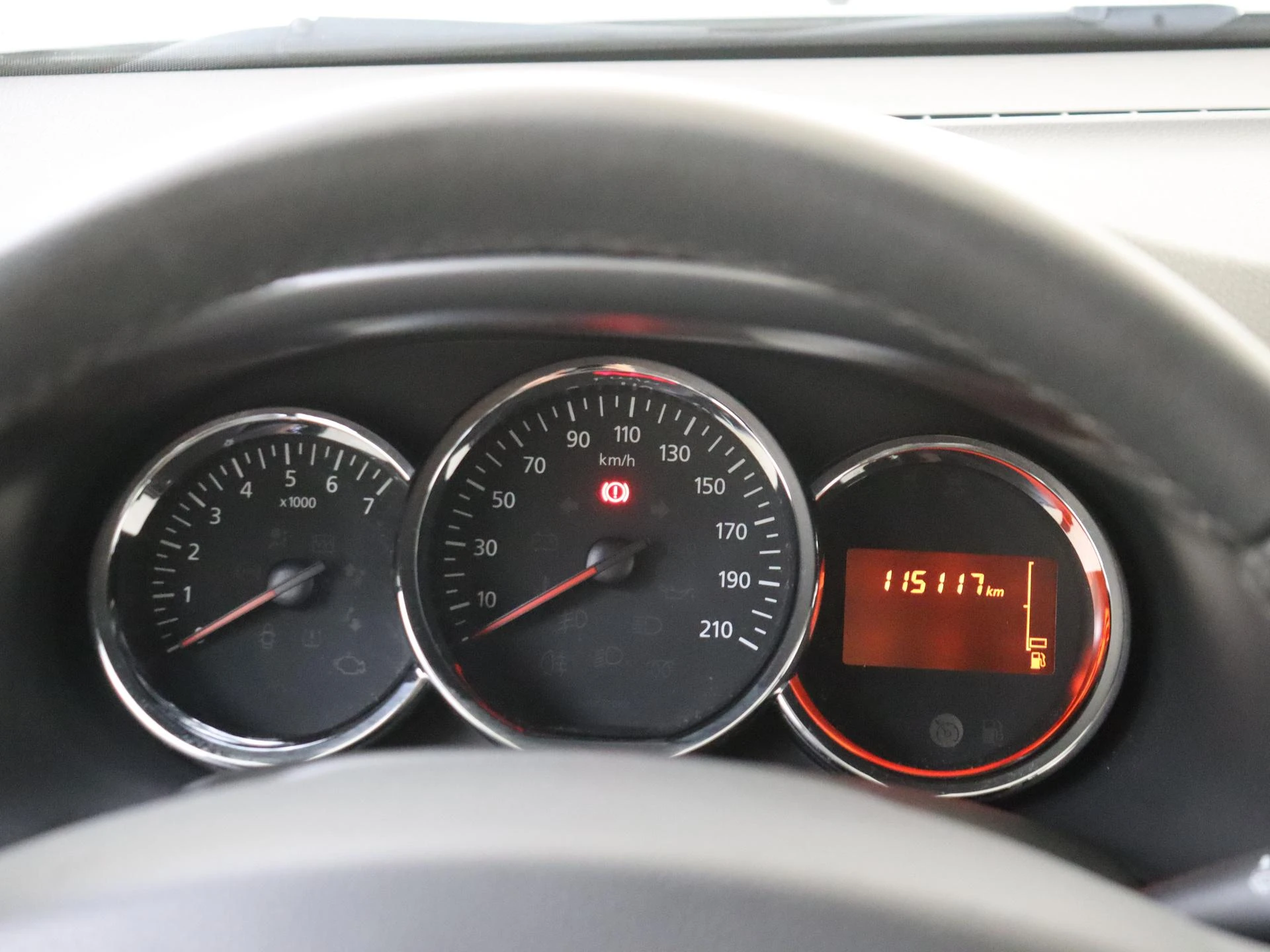 Dacia-Logan-image-10
