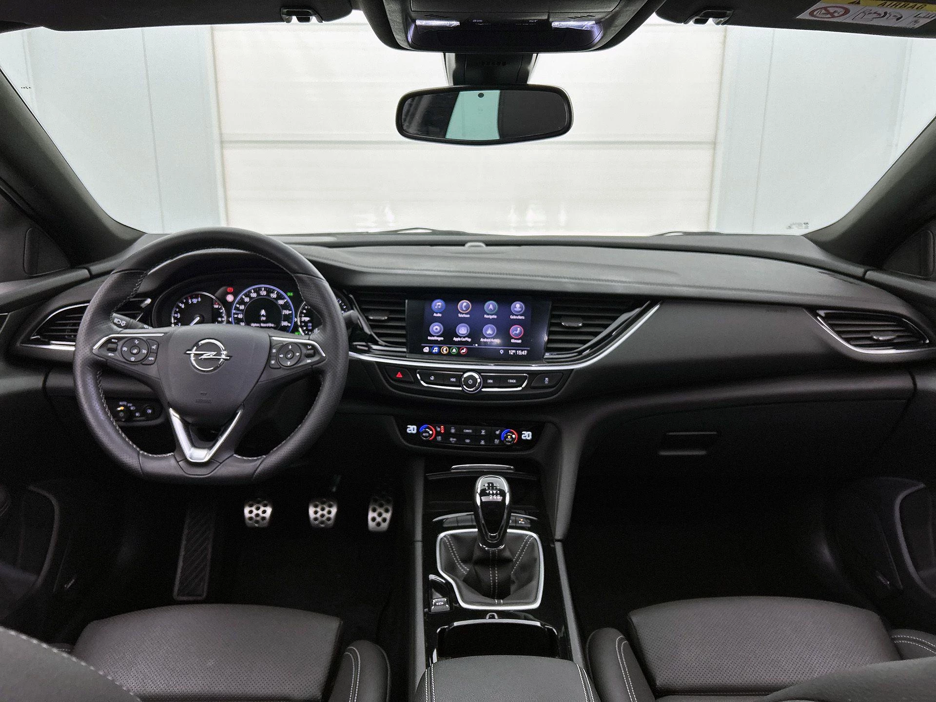 Opel-Insignia-image-20