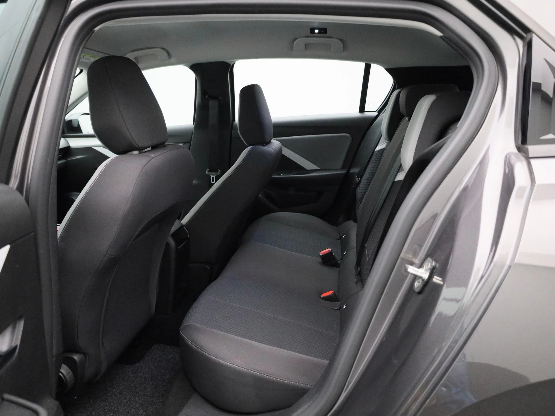 Opel-Astra-image-10