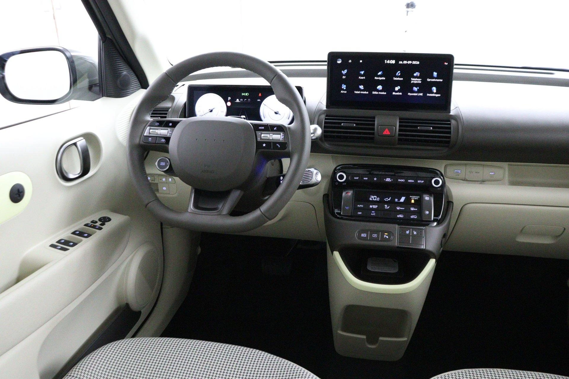Hyundai-Inster-image-11