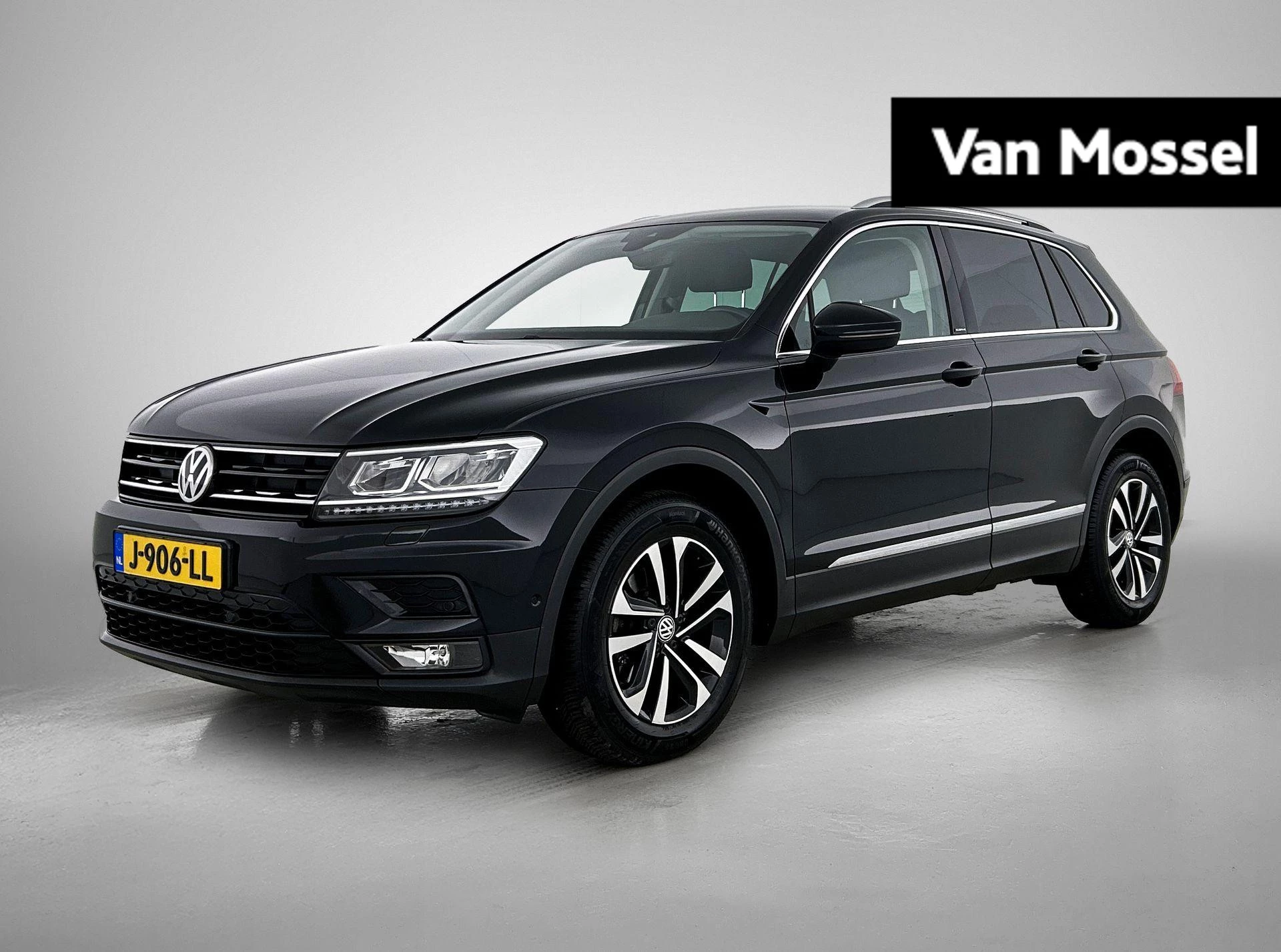 Volkswagen-Tiguan-image-0