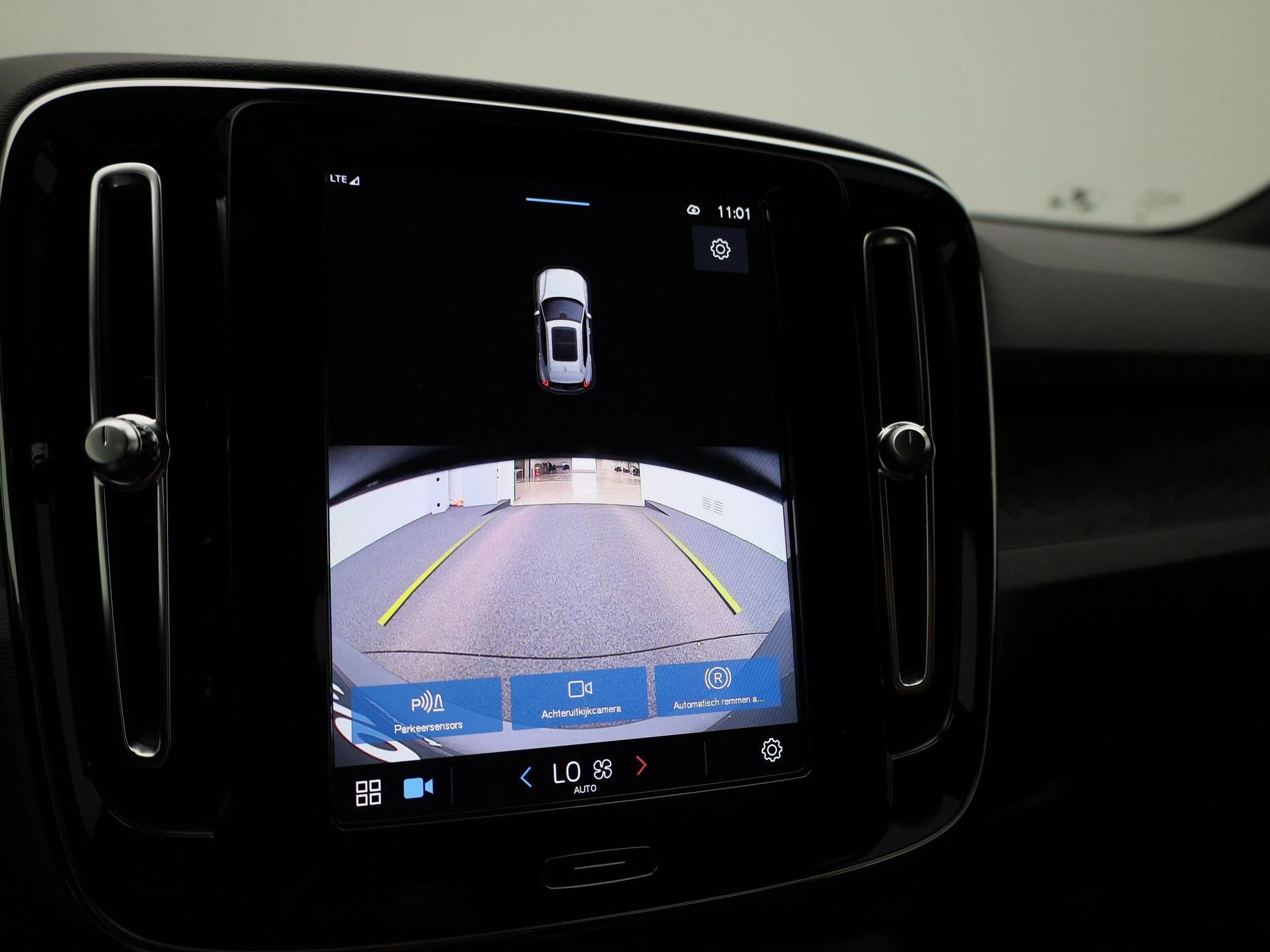 Volvo-XC40-image-24