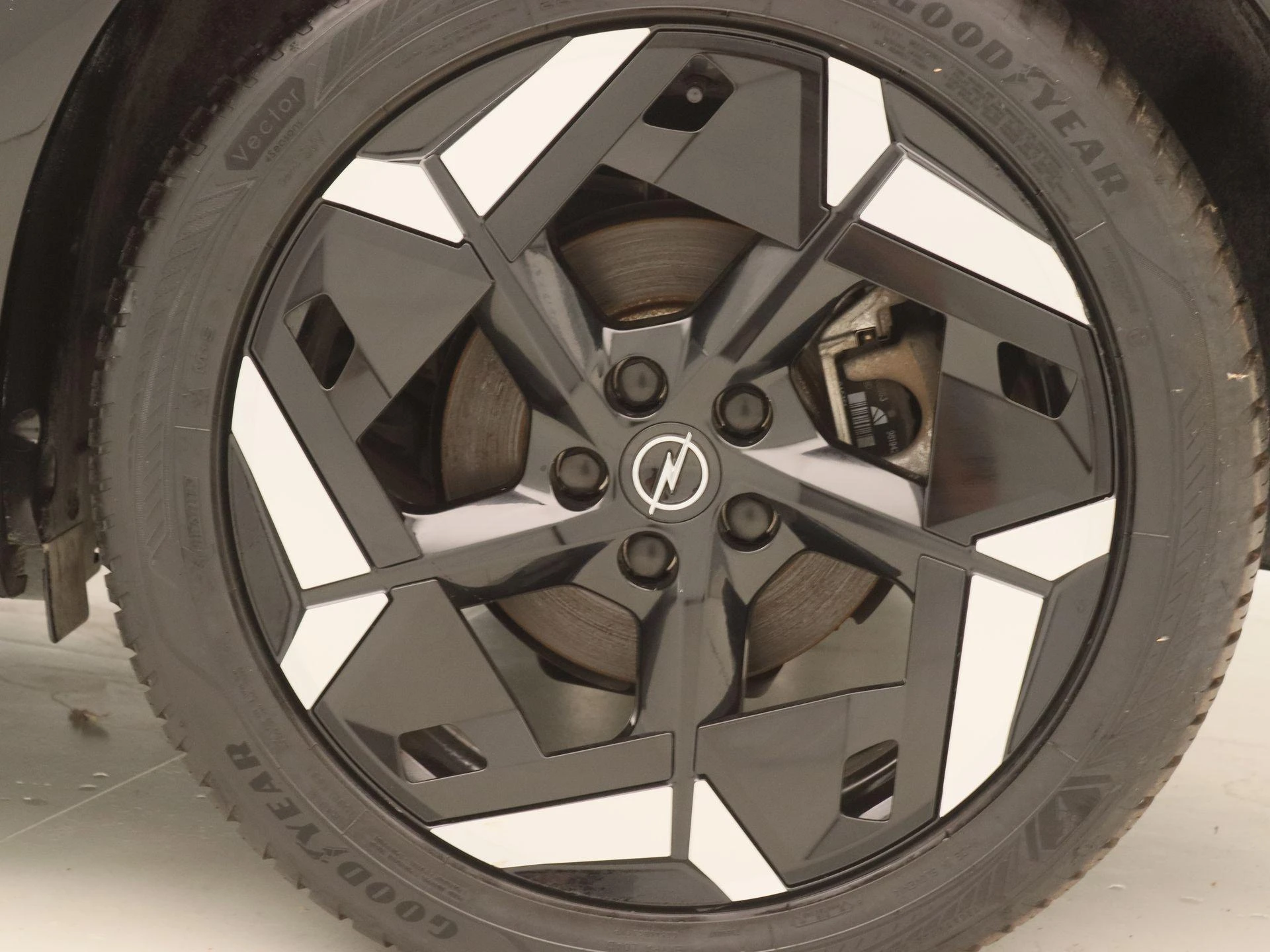 Opel-Grandland-image-16