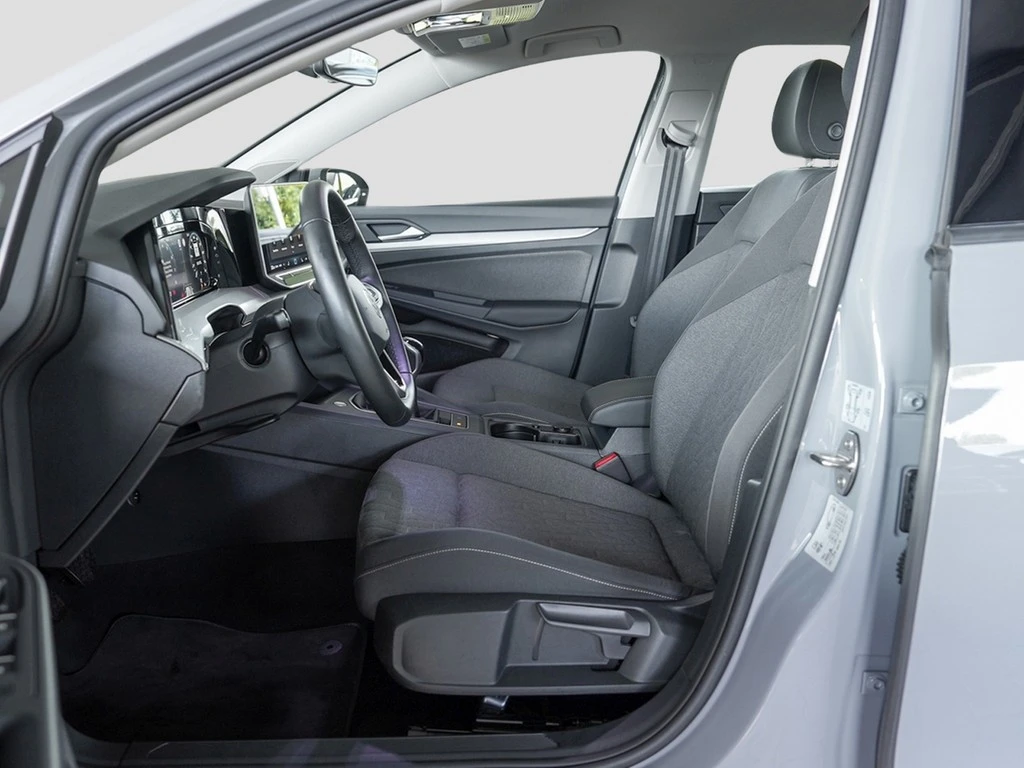 Volkswagen-Golf-image-18