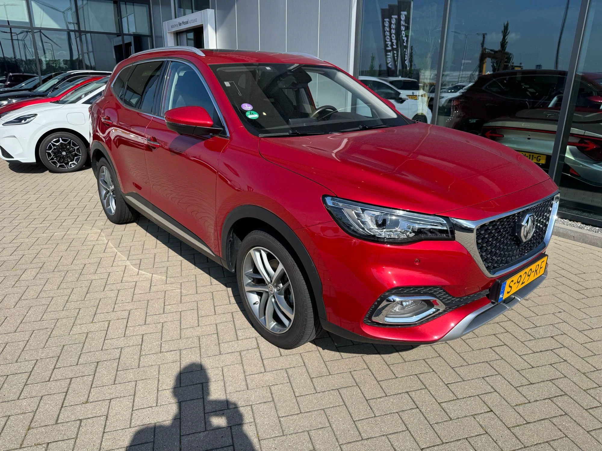 MG EHS 1.5 TGDI Luxury