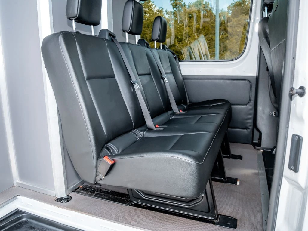 Mercedes-Benz-Sprinter 317-image-12