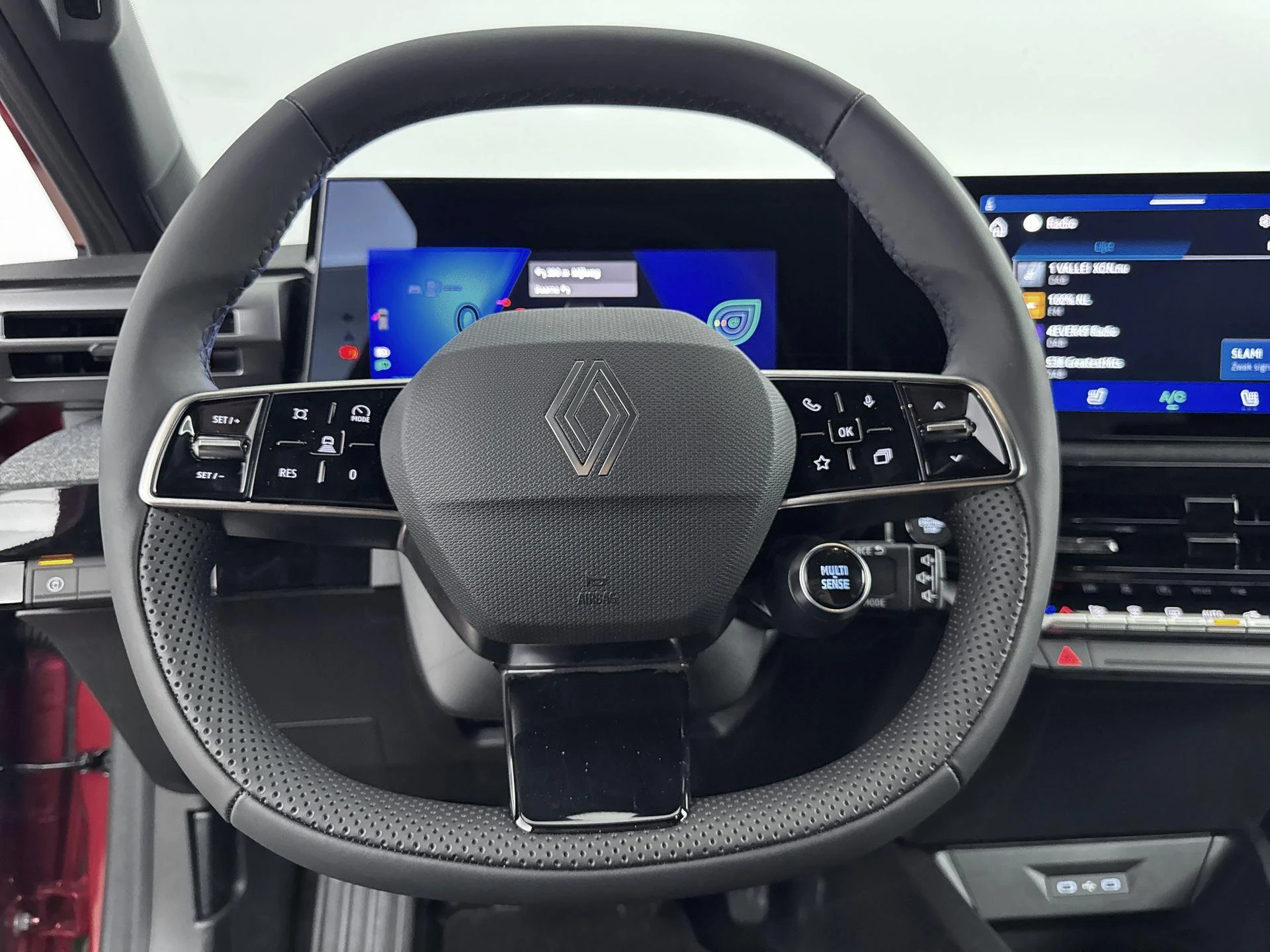 Renault-Clio-image-19