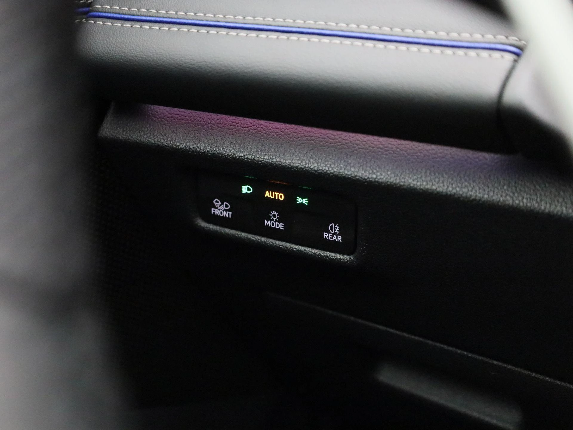 Volkswagen-Tiguan-image-21