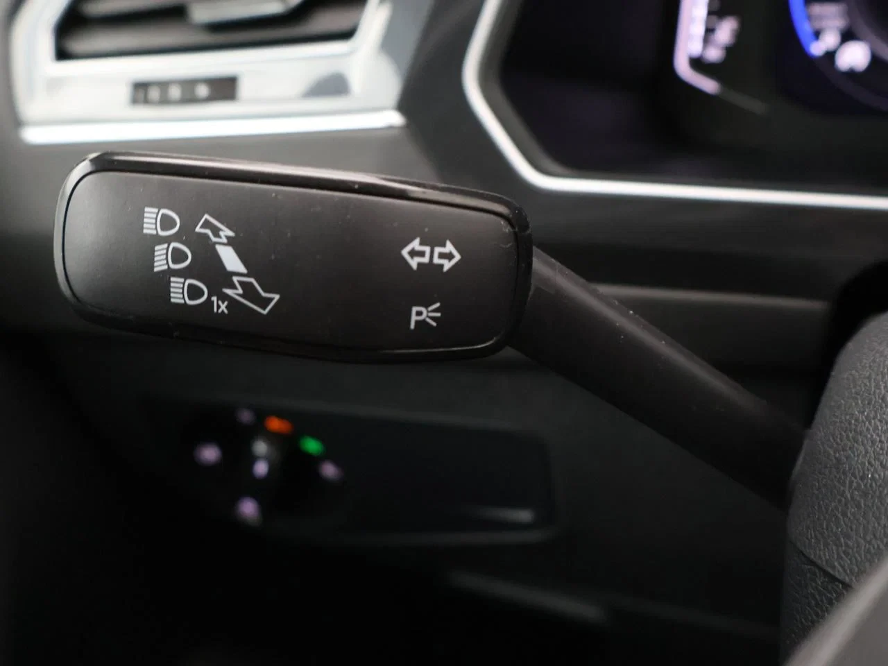 Volkswagen-Tiguan-image-21