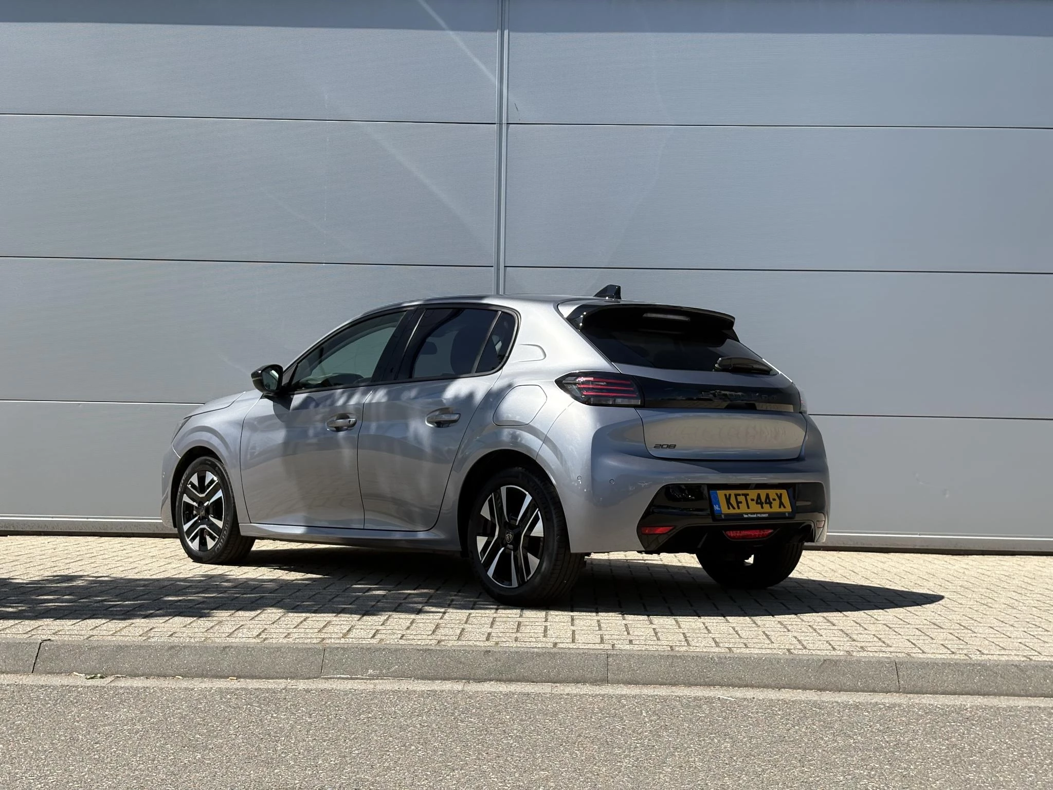 Peugeot 208 1.2 PureTech 100 Allure