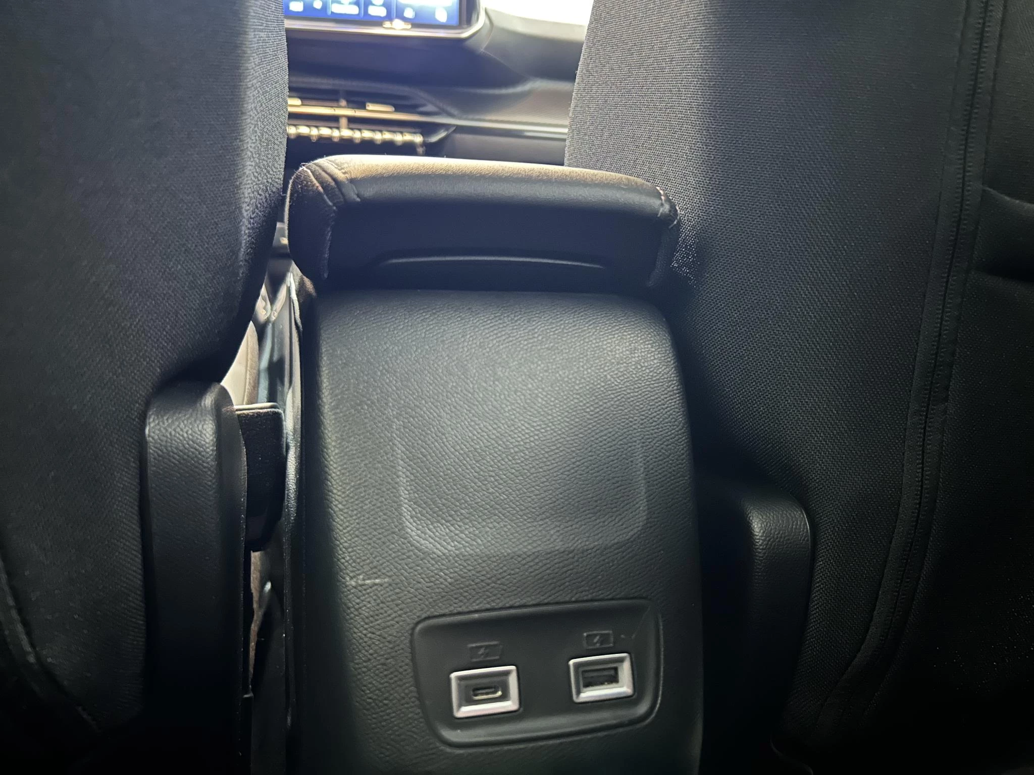 Peugeot 208 1.2 Hybrid 110 e-DCS6 Allure