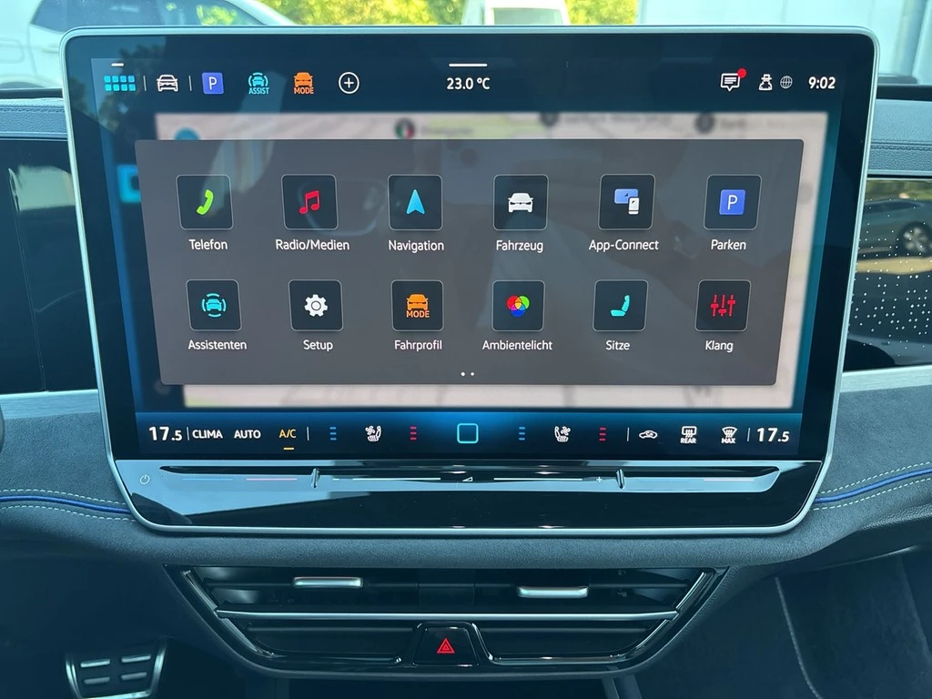 Volkswagen-Passat-image-10