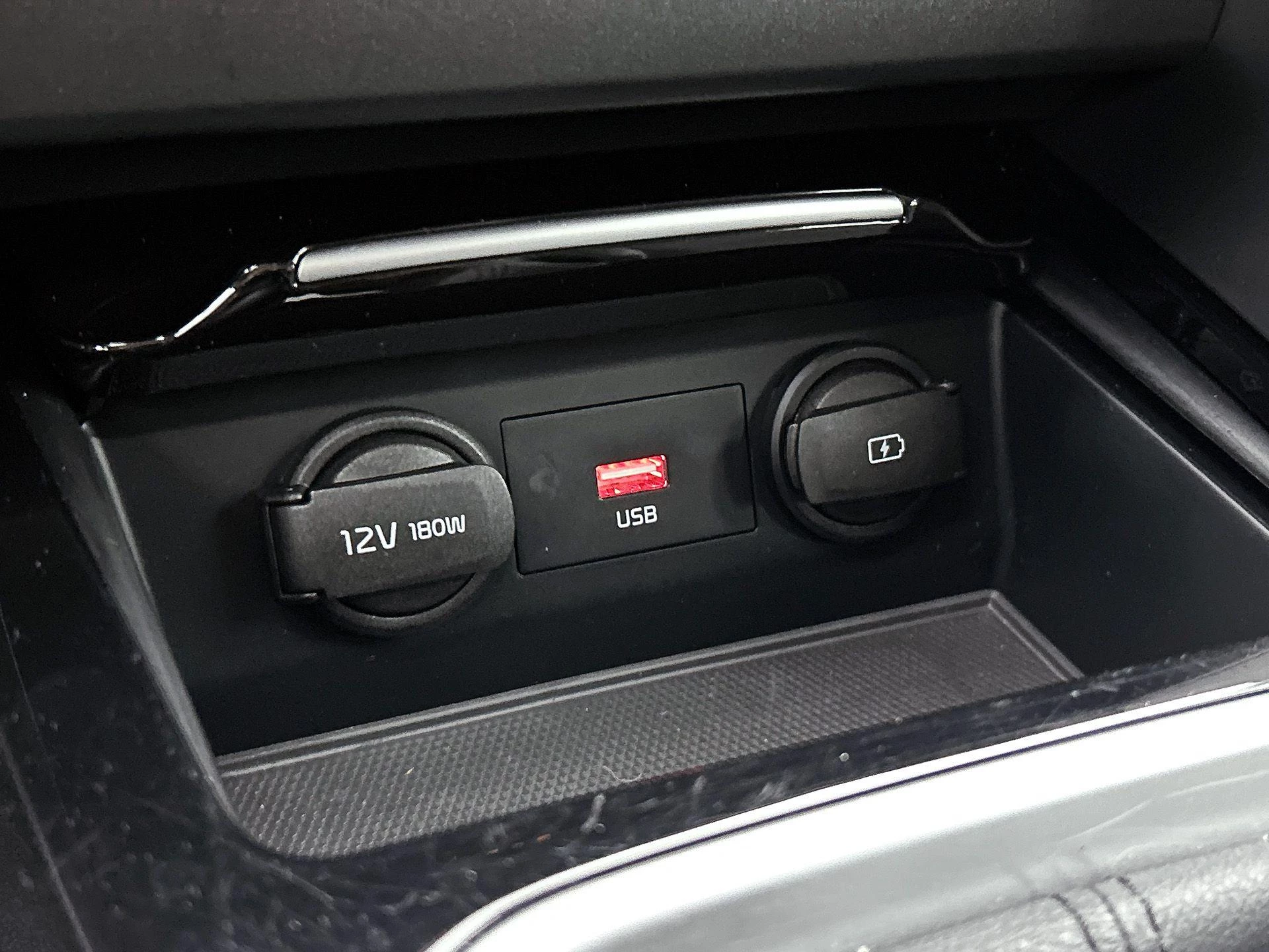 Kia-Ceed Sportswagon-image-35