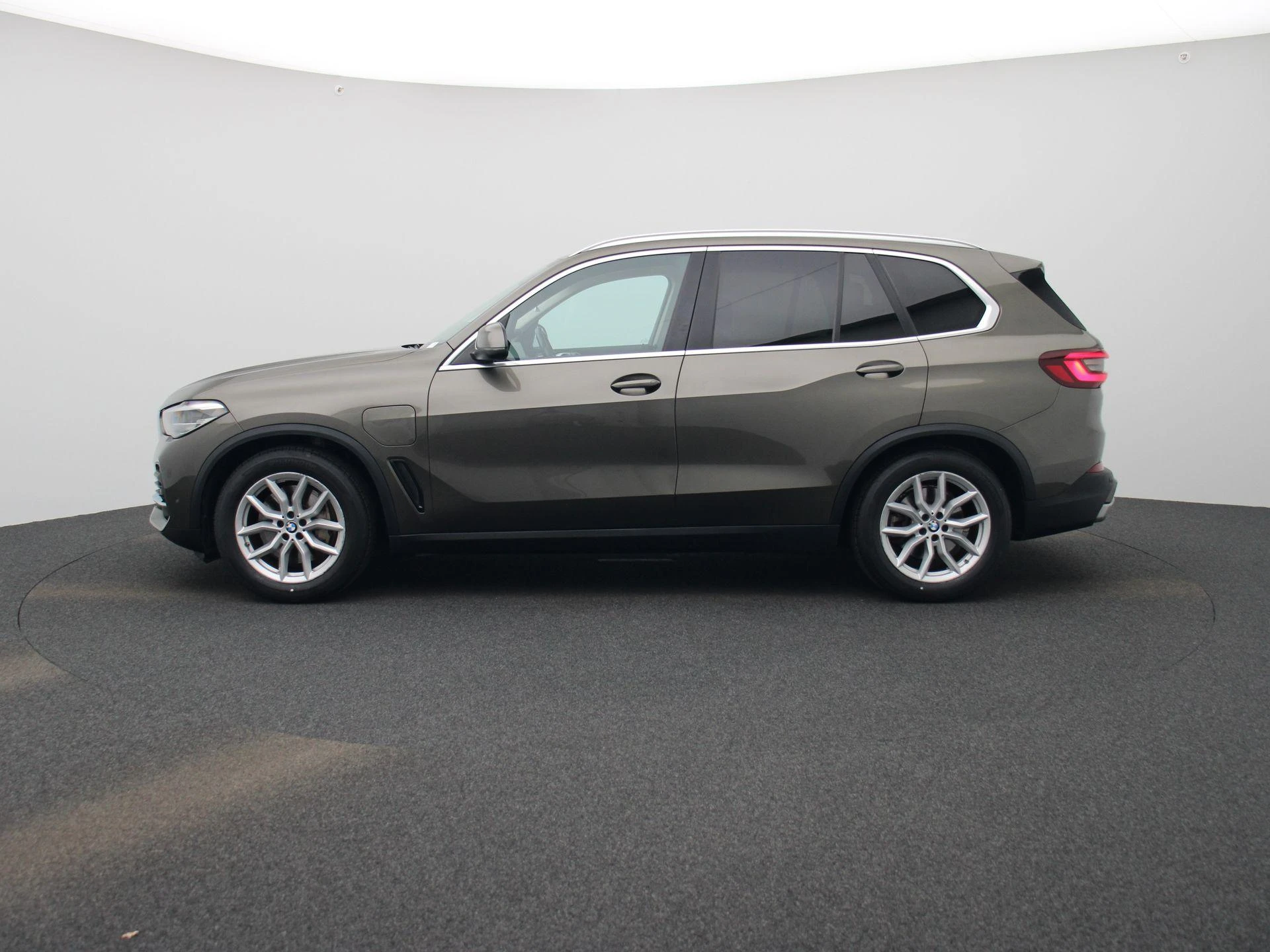 BMW-X5-image-3