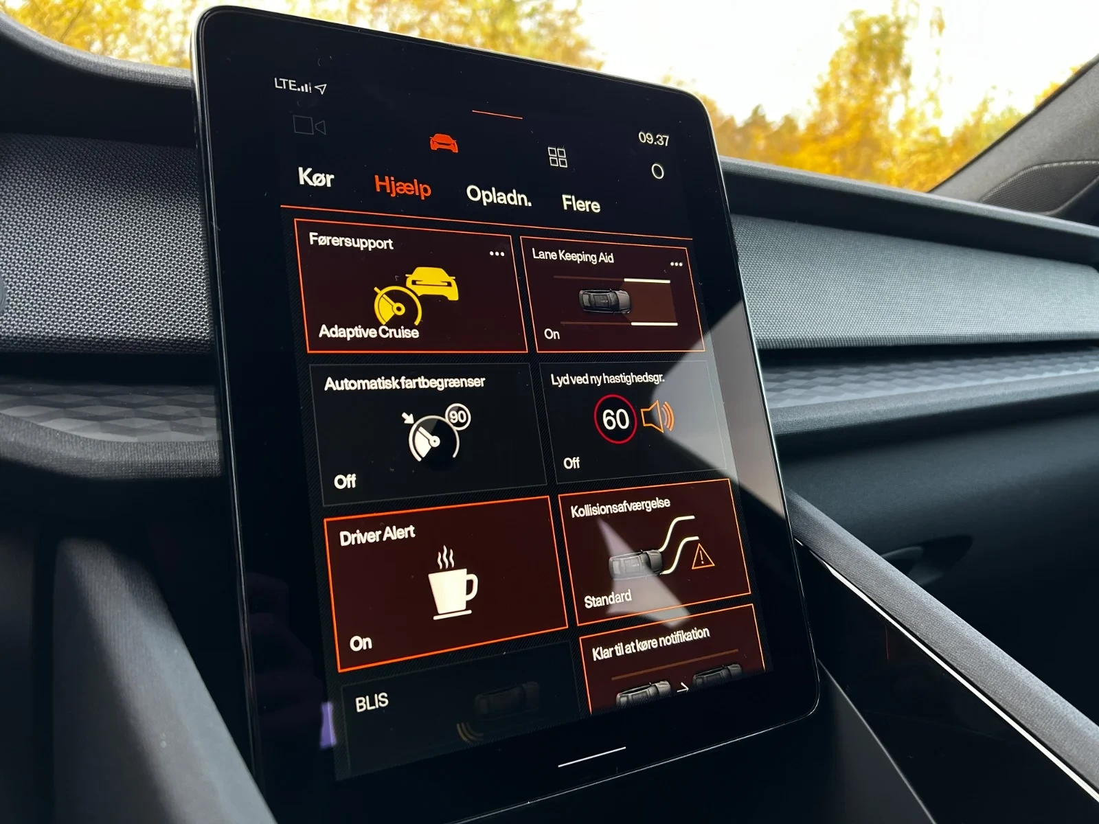 Polestar-2-image-18
