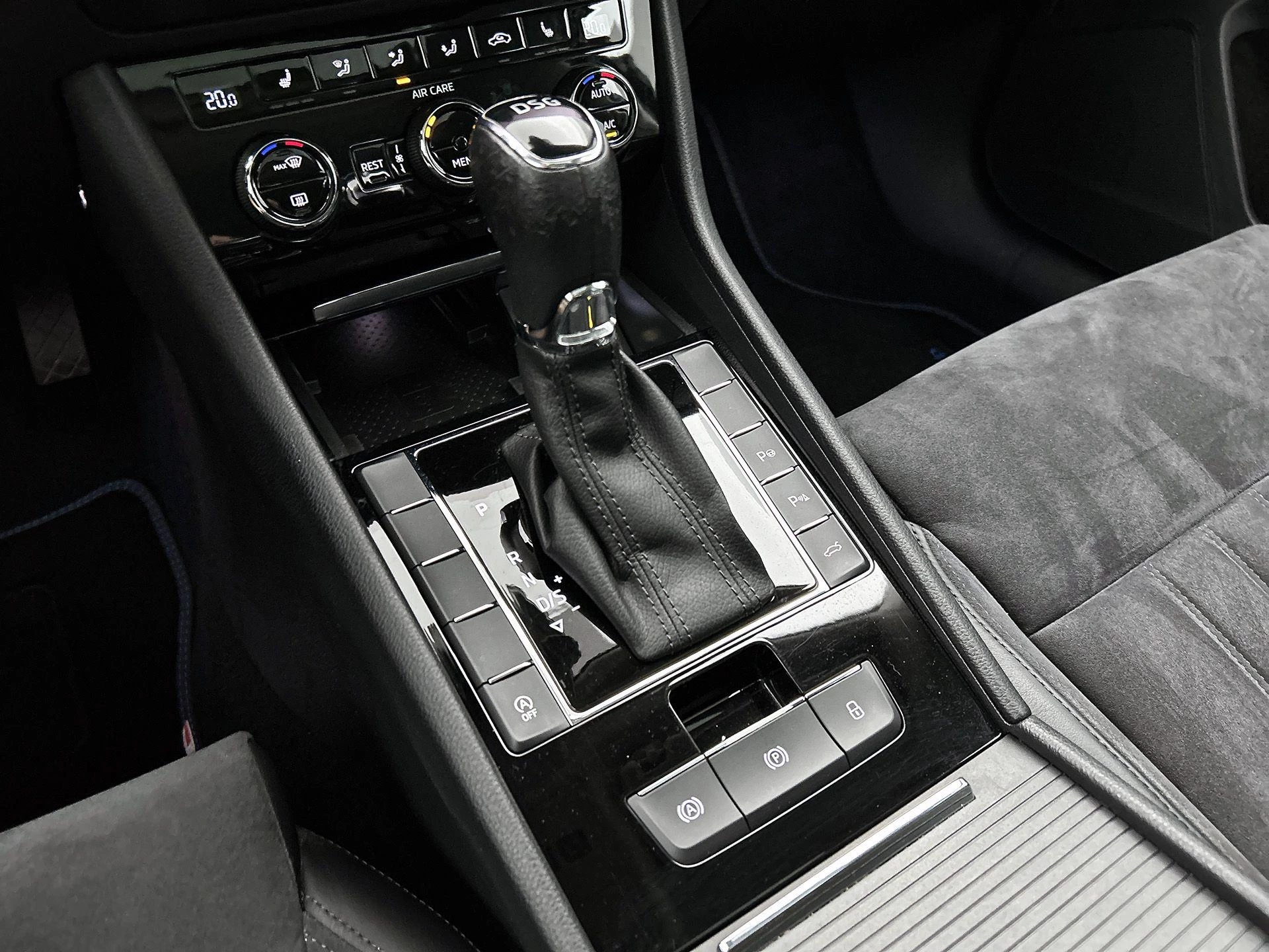Škoda-Superb-image-43