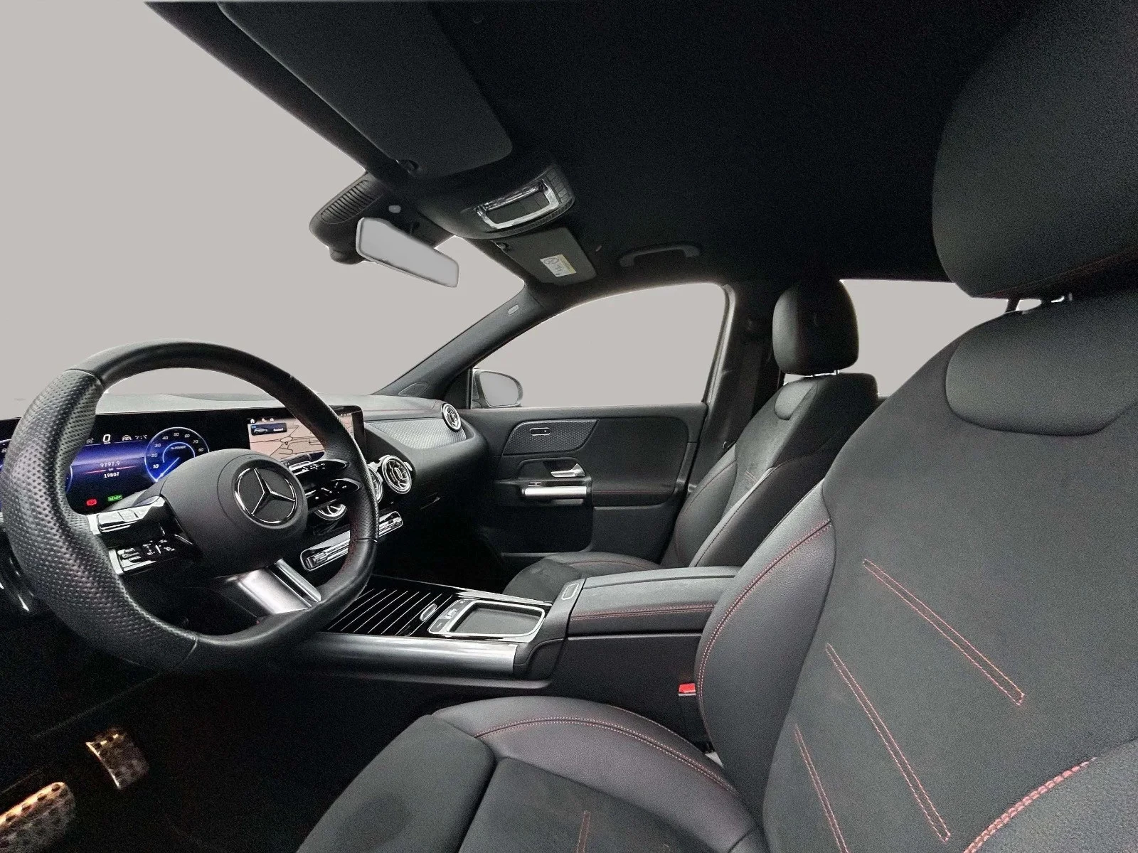 Mercedes-Benz-EQA-image-9