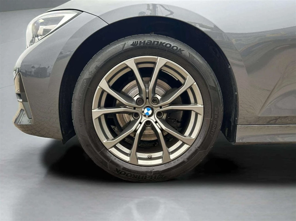 BMW 3-Serie 320i 2.0 Sport Line Steptronic 184HK 8g Aut.