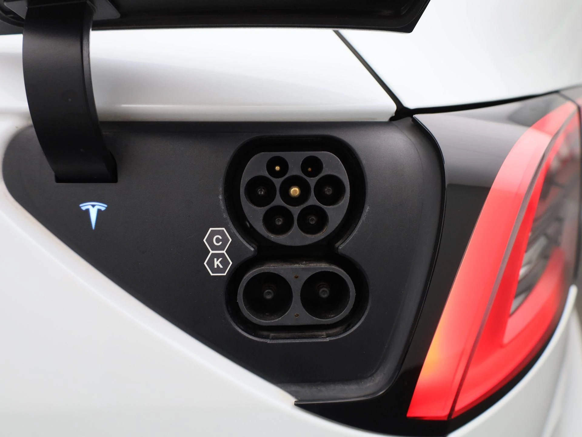 Tesla-Model Y-image-39