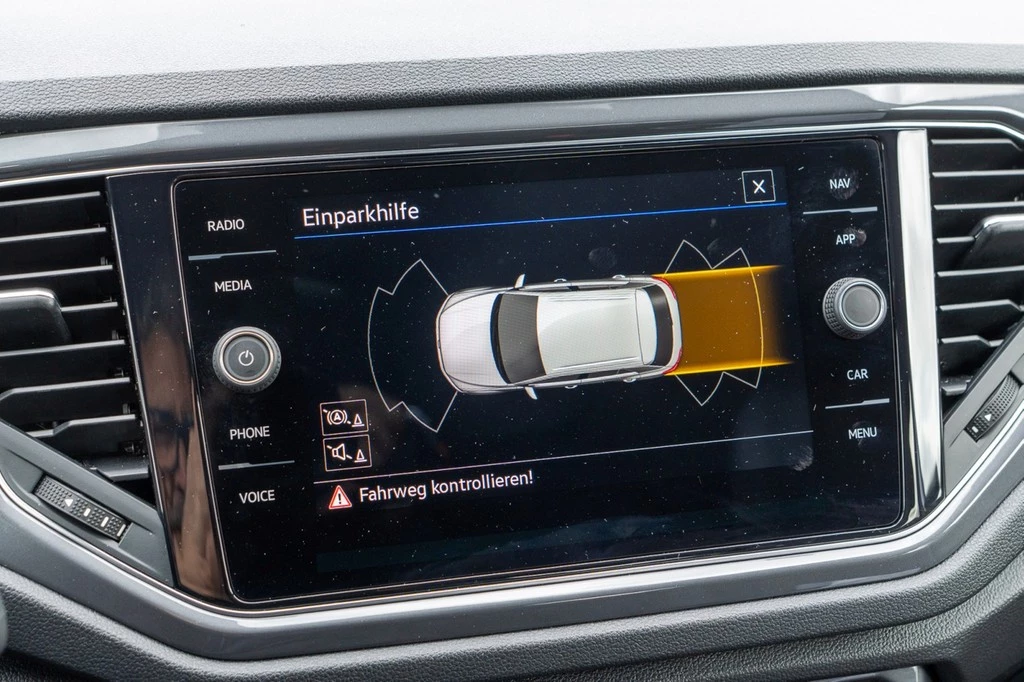 Volkswagen T-Roc 1.5 TSI DSG Sport *Navi*AHK*Kessy*ACC*PDC*Climatronic*Sitzhzg*