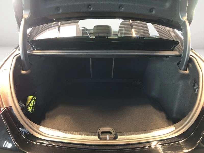 Mercedes-Benz C-Klasse 200 d AVANTGARDE DISTRONIC AHK 360° MEMORY AVANTGARDE