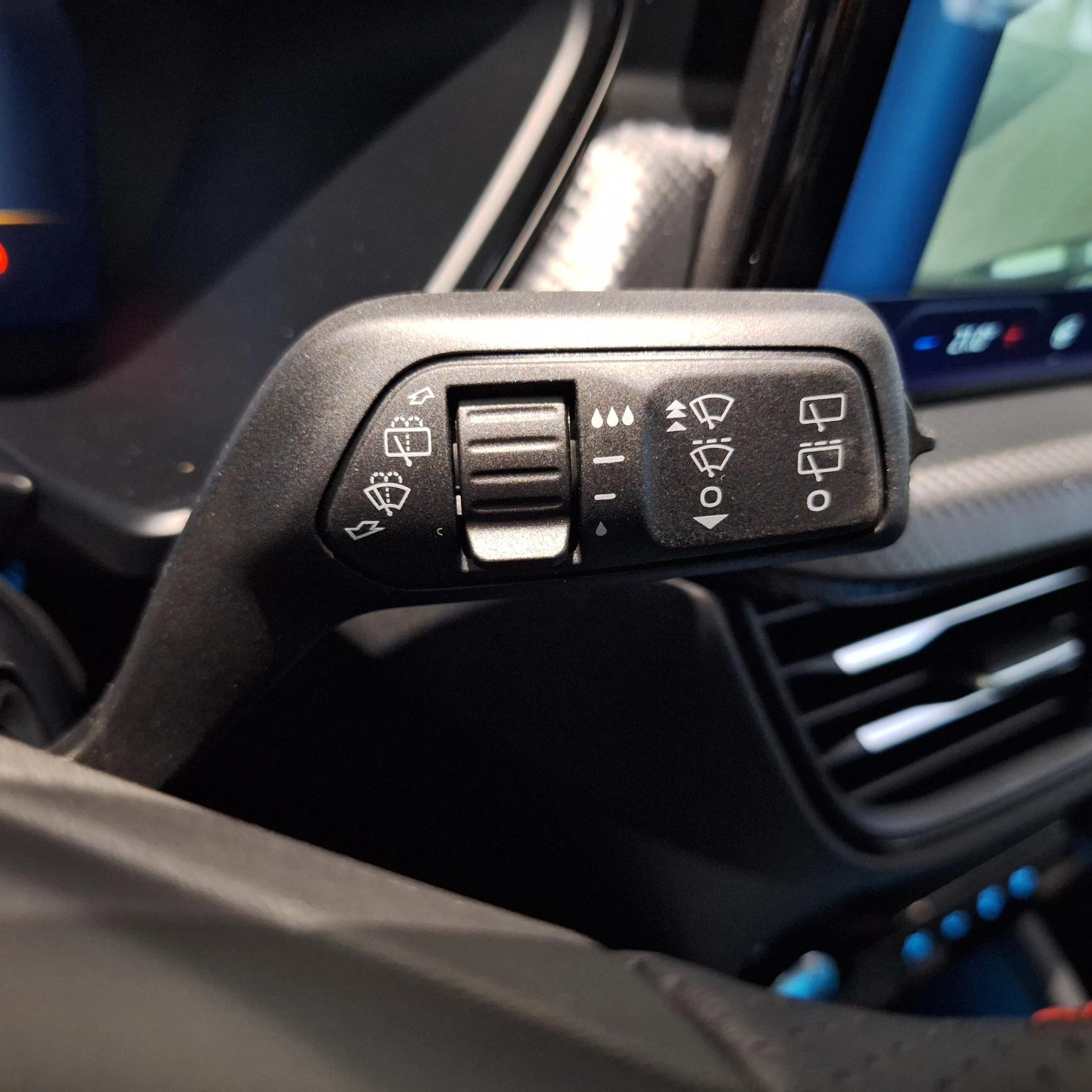 Ford-Kuga-image-29