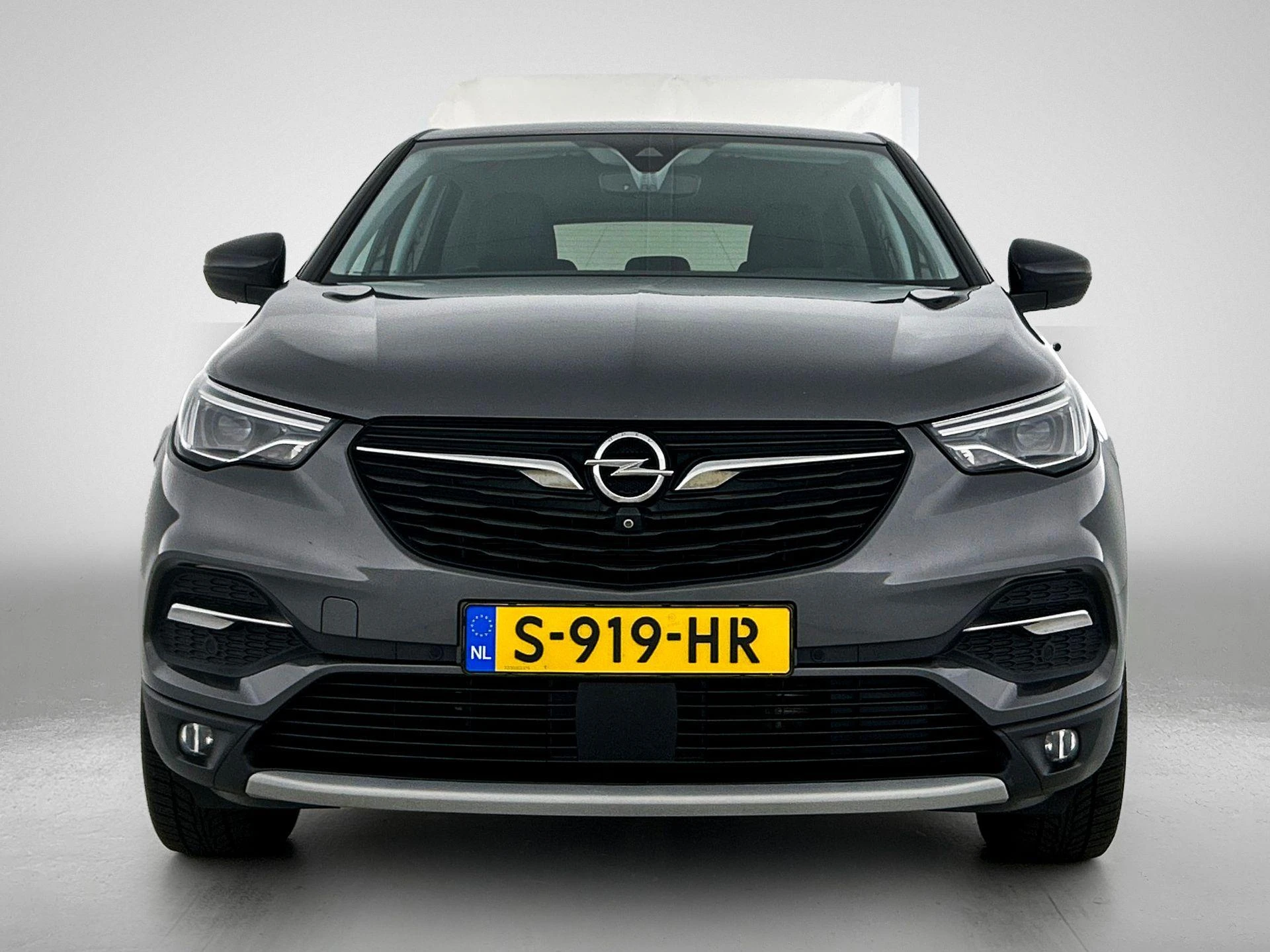 Opel-Grandland X-image-4