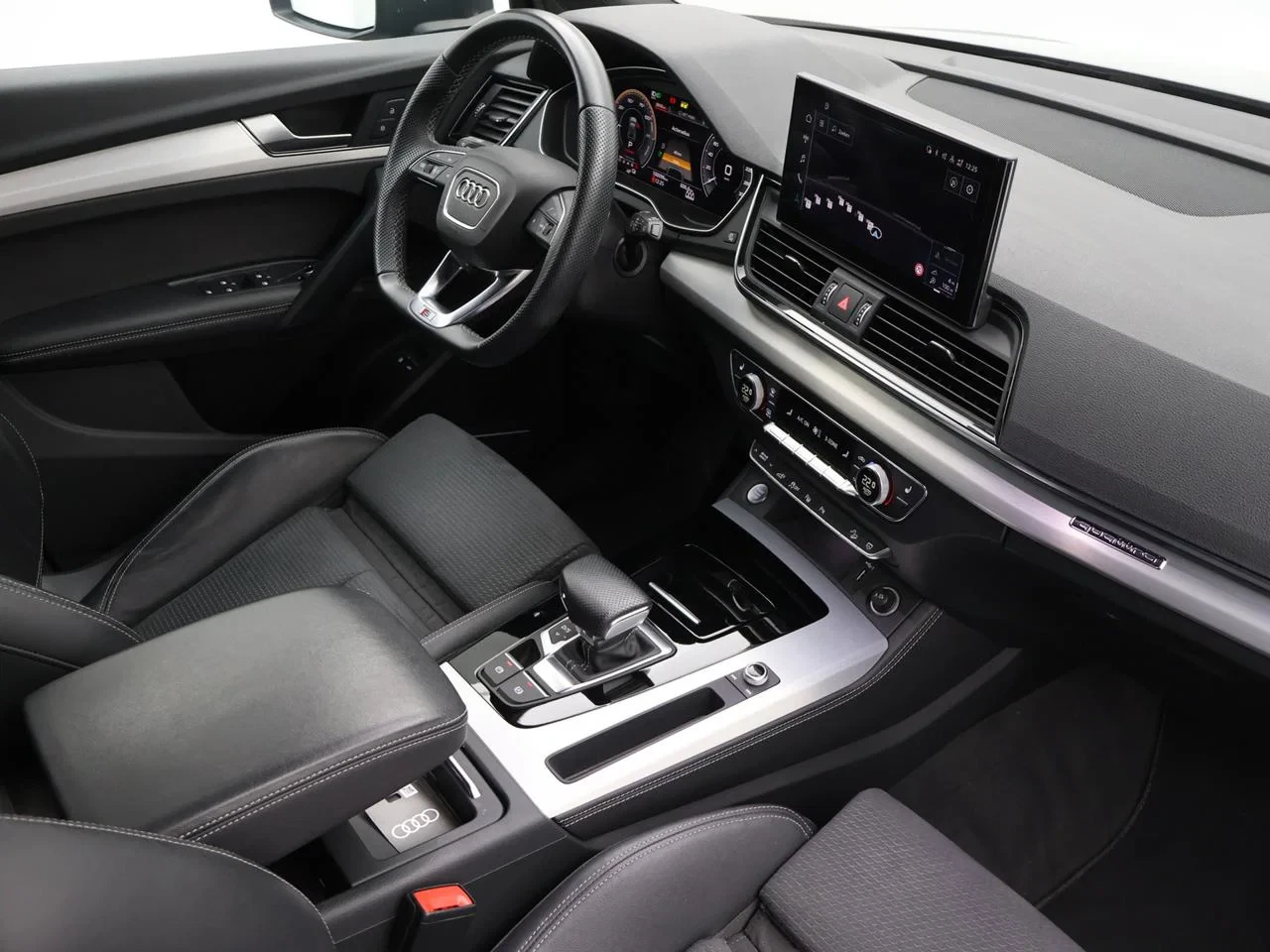 Audi Q5 PHEV Competition 55 TFSI e *S-LINE*367PK*AUTOMAAT*PLUG-IN*CAMERA*B&O*...