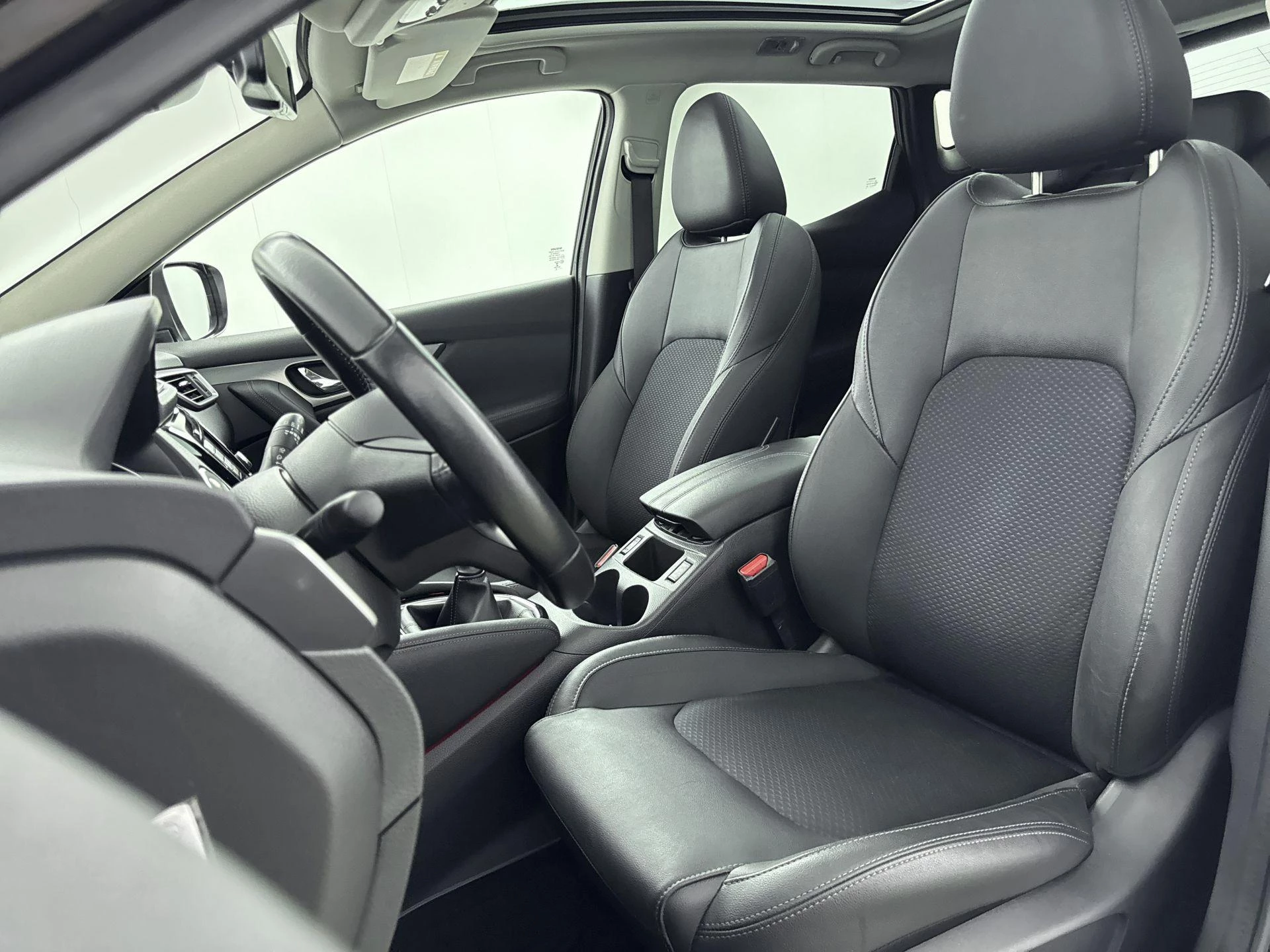 Nissan QASHQAI 1.3 DIG-T Tekna 140PK